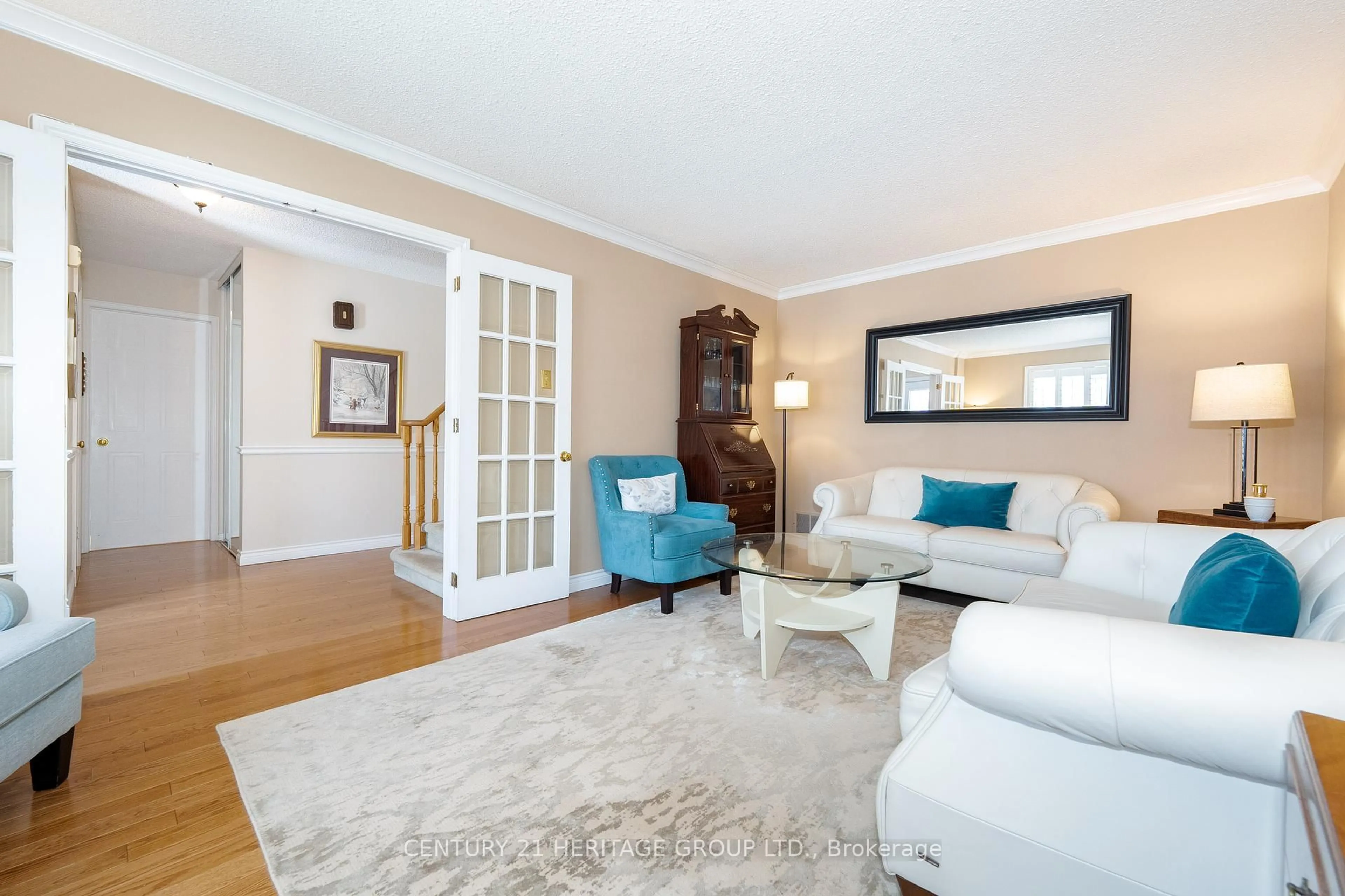 Living room with furniture, unknown for 231 John Bowser Cres, Newmarket Ontario L3Y 7N7