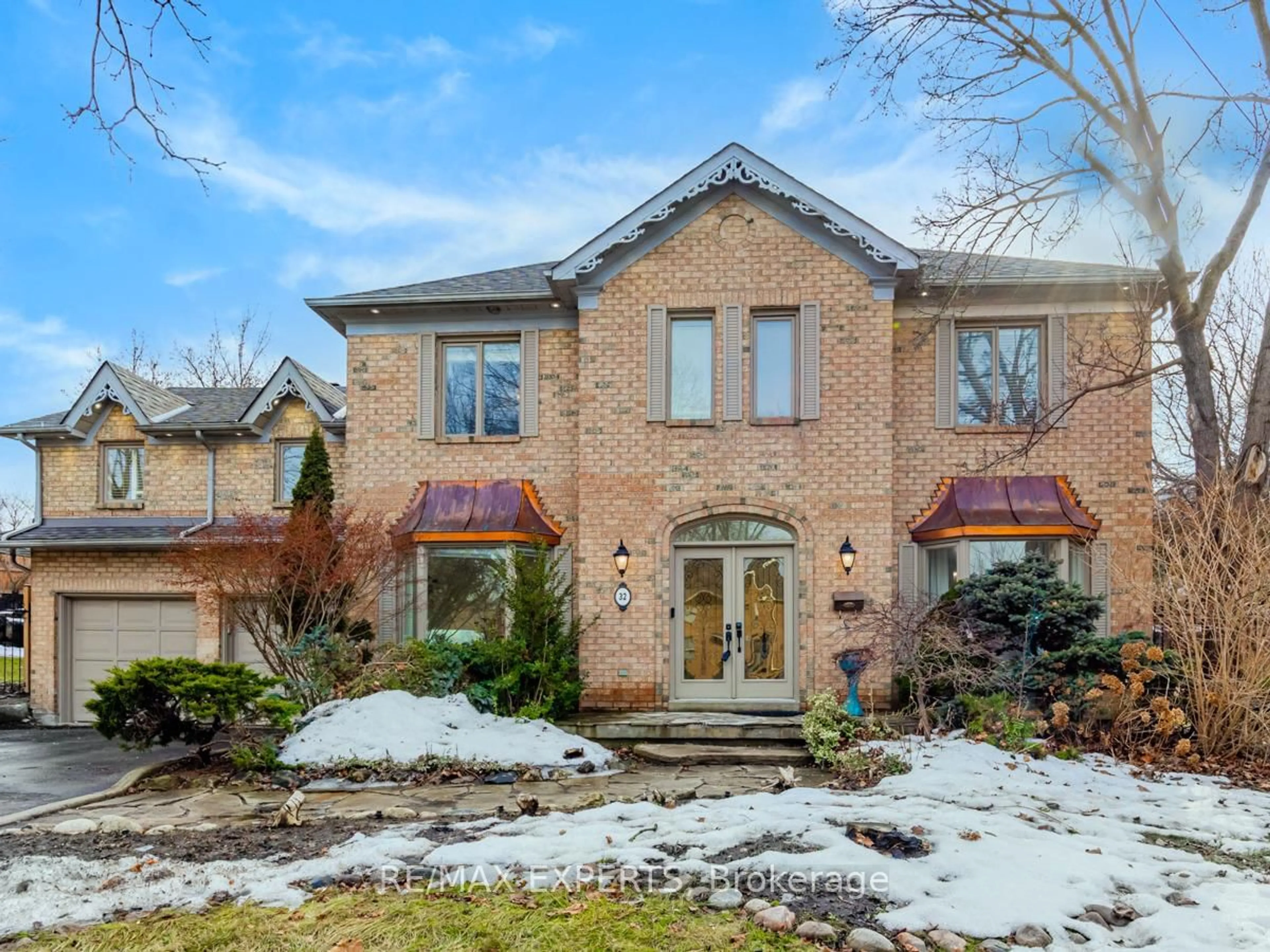 Home with brick exterior material, street for 32 Rosebury Lane, Vaughan Ontario L4L 3Z2