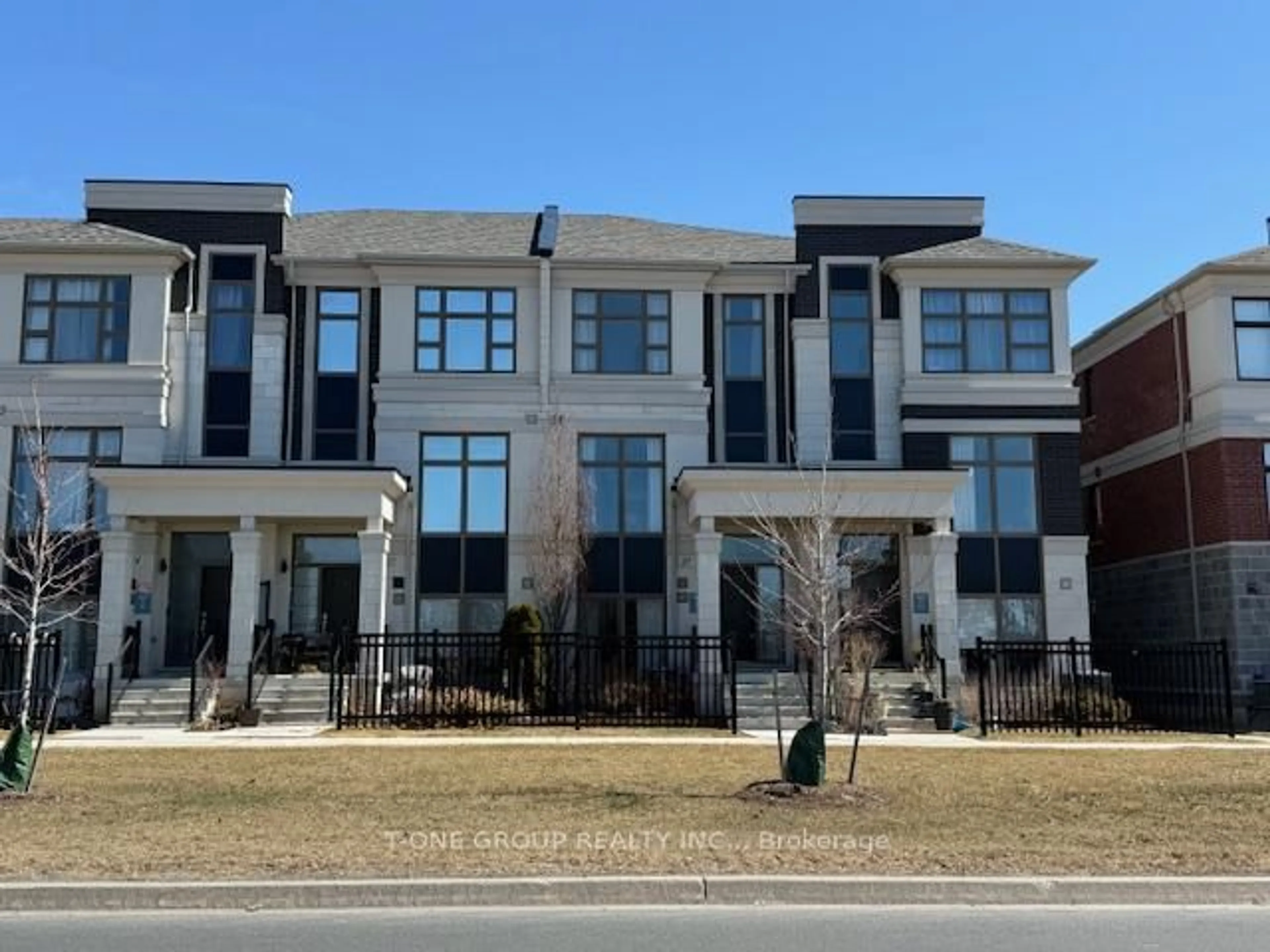 Home with brick exterior material, street for 20 Pantheon Lane, Markham Ontario M2J 4G8