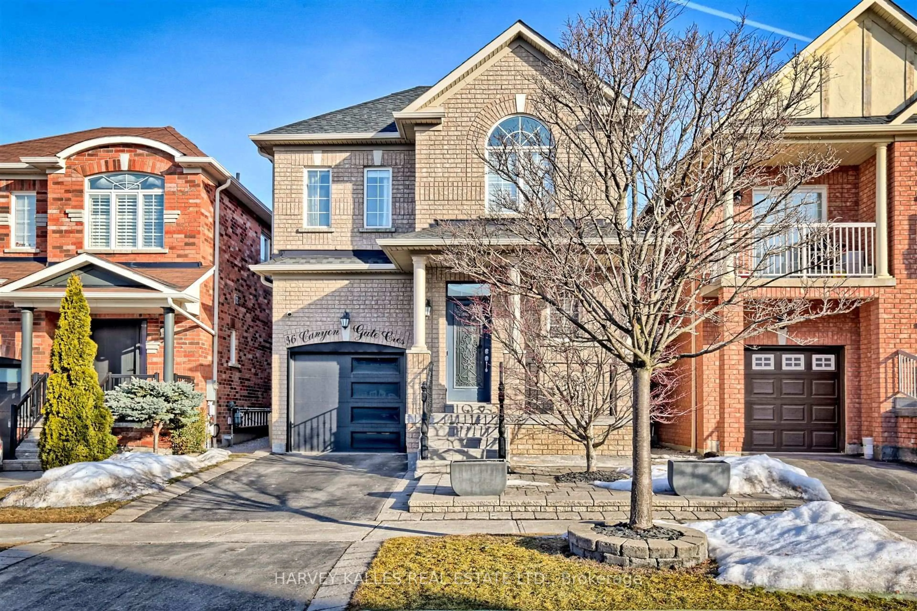 Home with brick exterior material, street for 36 Canyon Gate Cres, Vaughan Ontario L6A 0C2