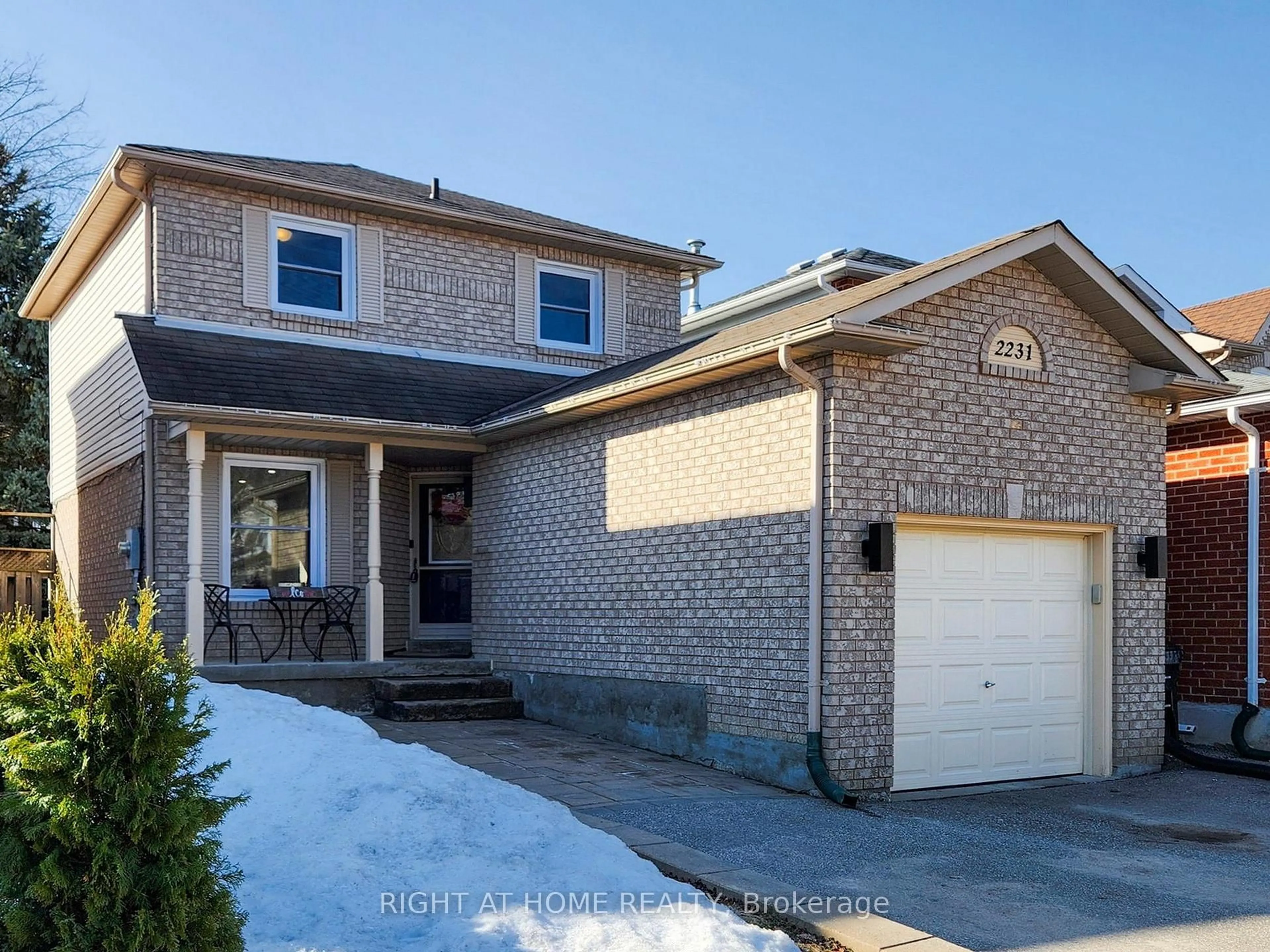 Home with brick exterior material, street for 2231 Chalmers Cres, Innisfil Ontario L9S 1Y5