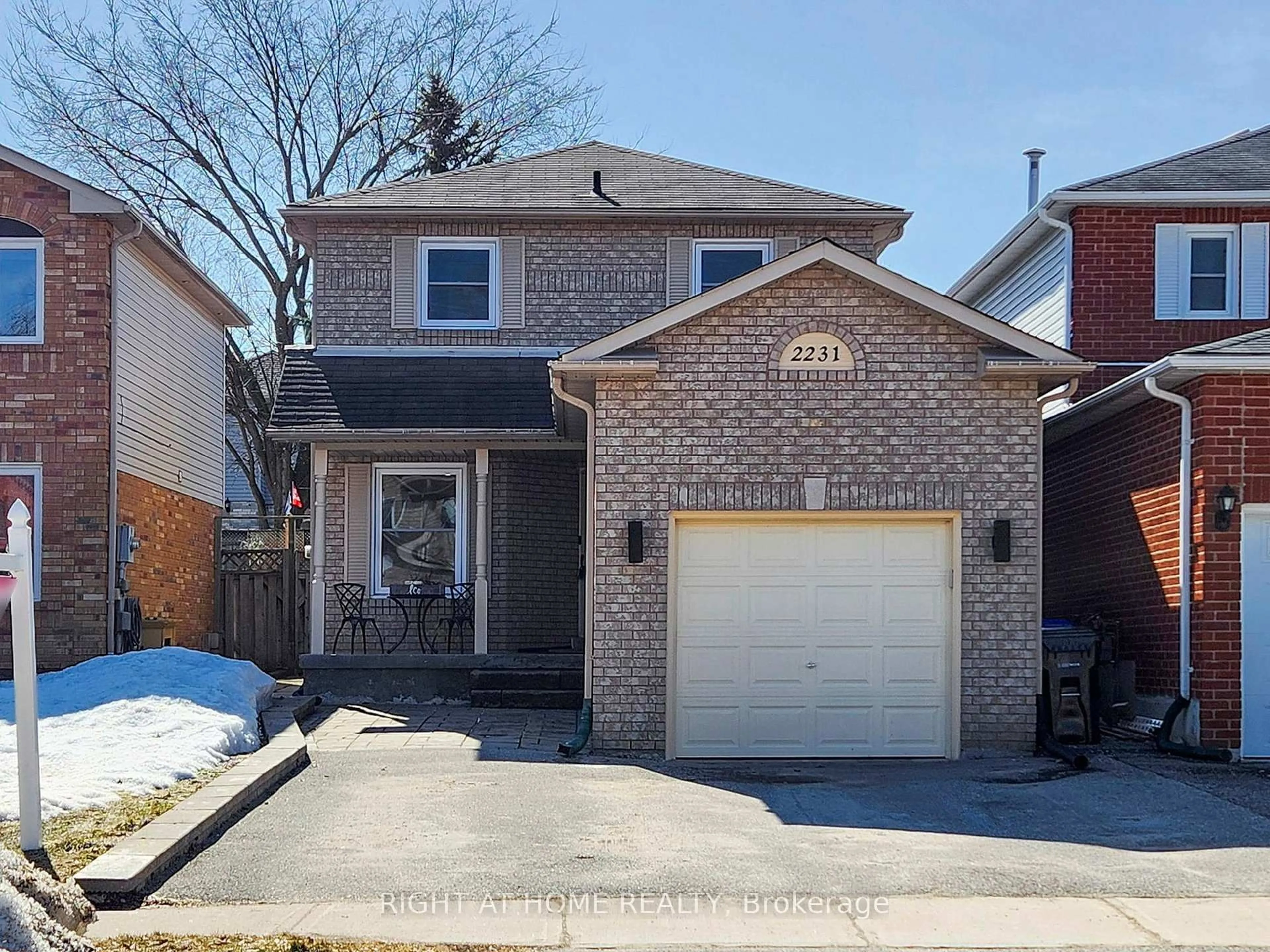 Home with brick exterior material, street for 2231 Chalmers Cres, Innisfil Ontario L9S 1Y5