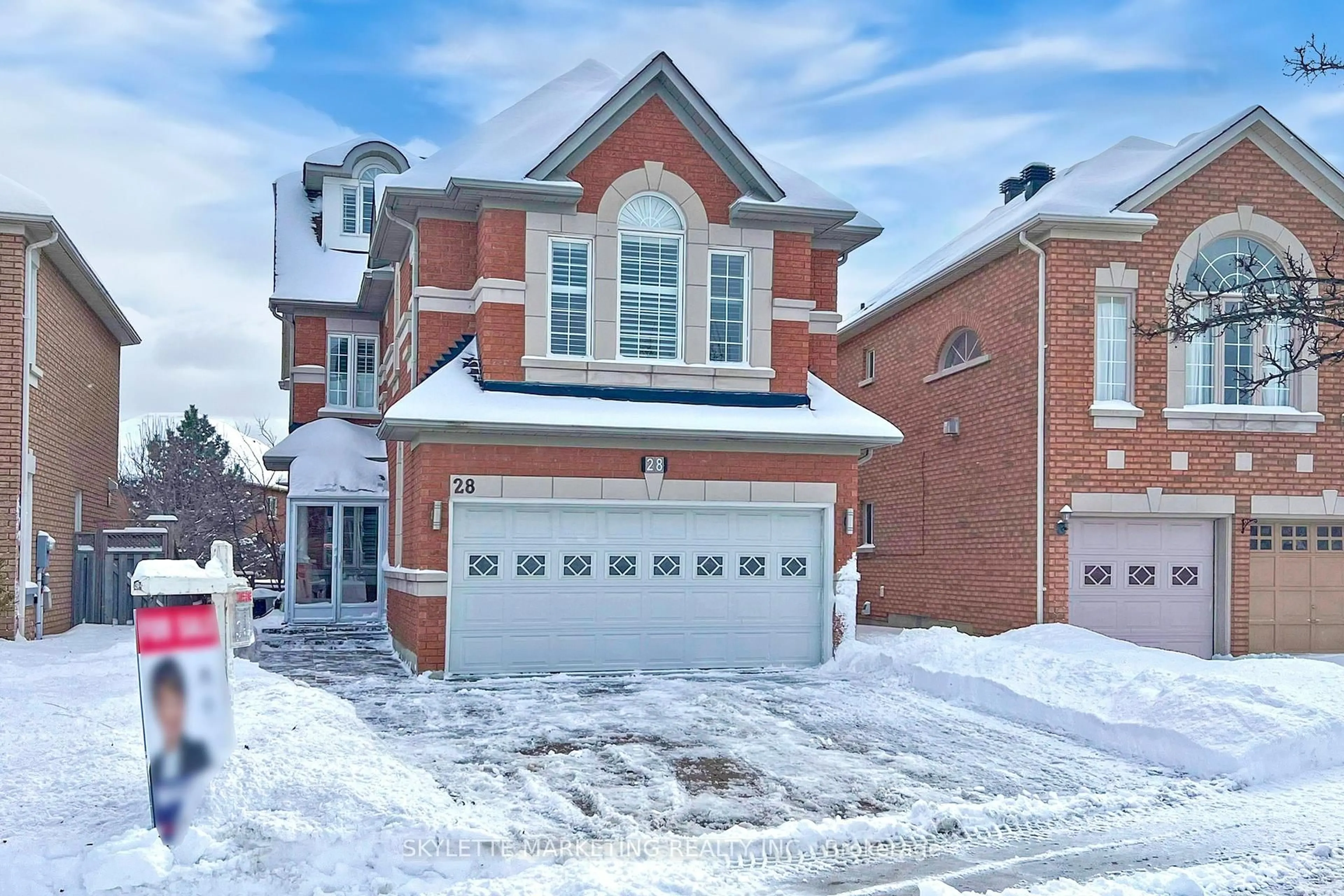 Home with brick exterior material, street for 28 Garland Cres, Richmond Hill Ontario L4S 1X1