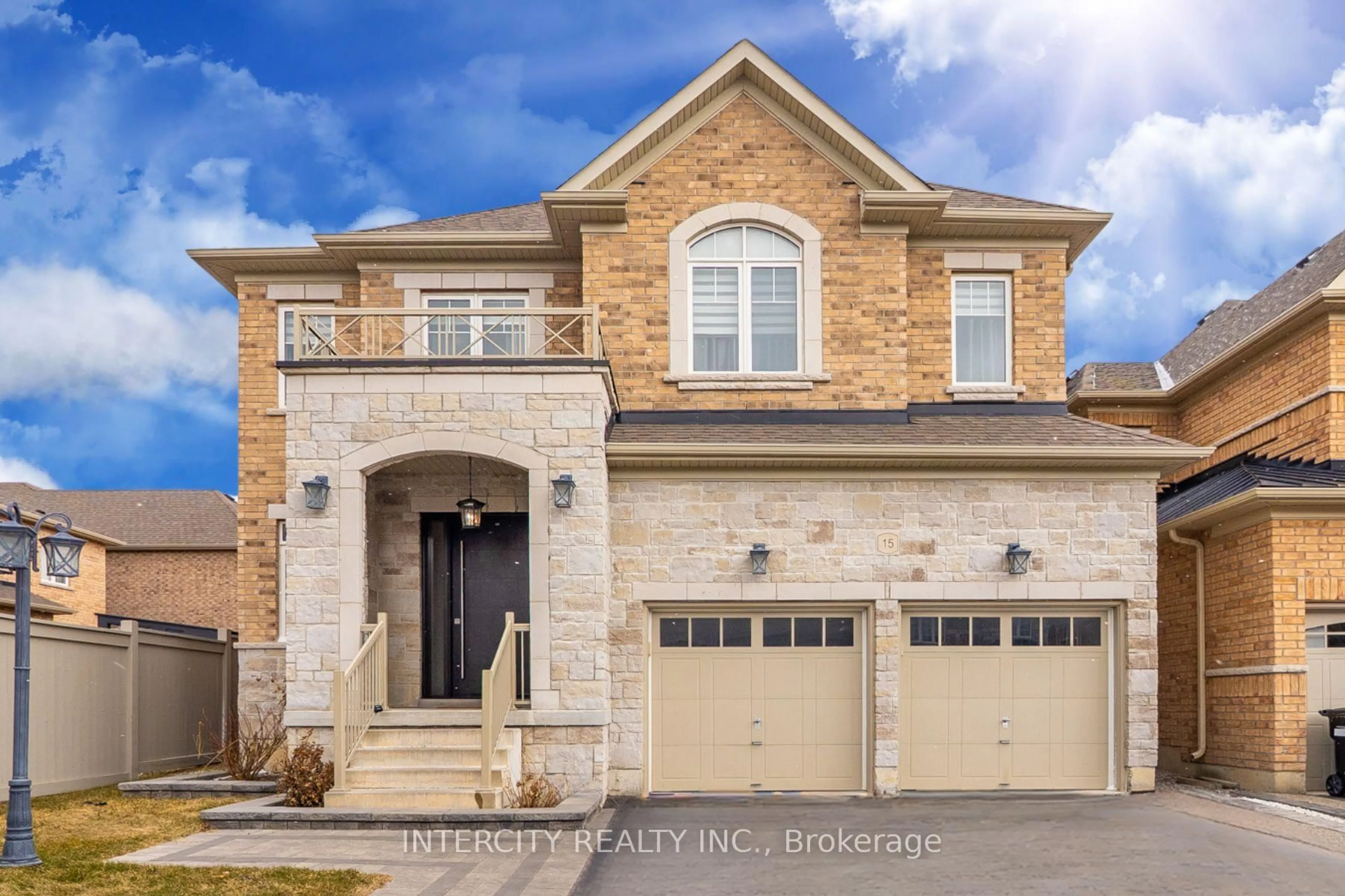 Home with brick exterior material, street for 15 Lewis Ave, Bradford West Gwillimbury Ontario L3Z 0W9