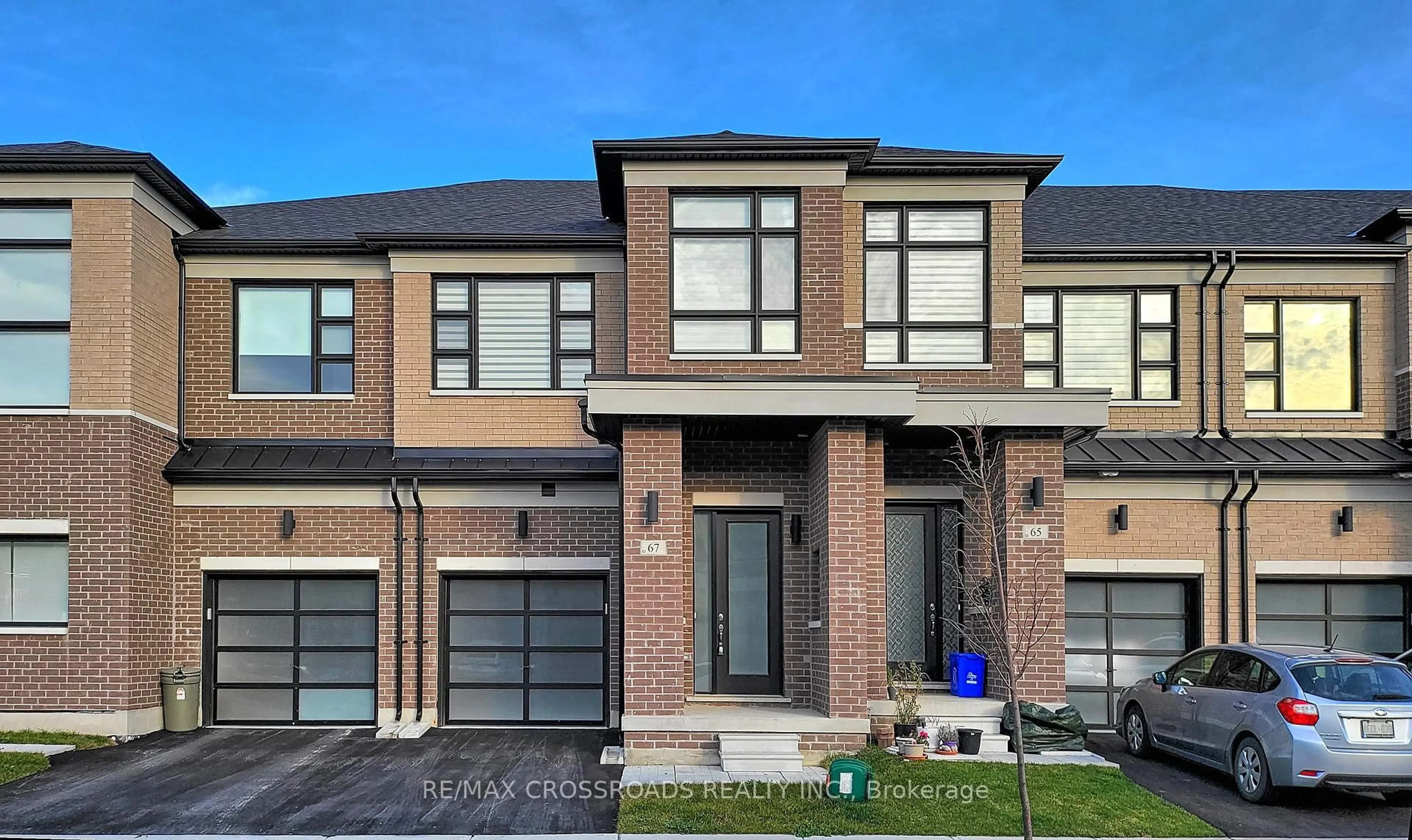 Home with brick exterior material, street for 67 Mallery St, Richmond Hill Ontario L4S 0J1