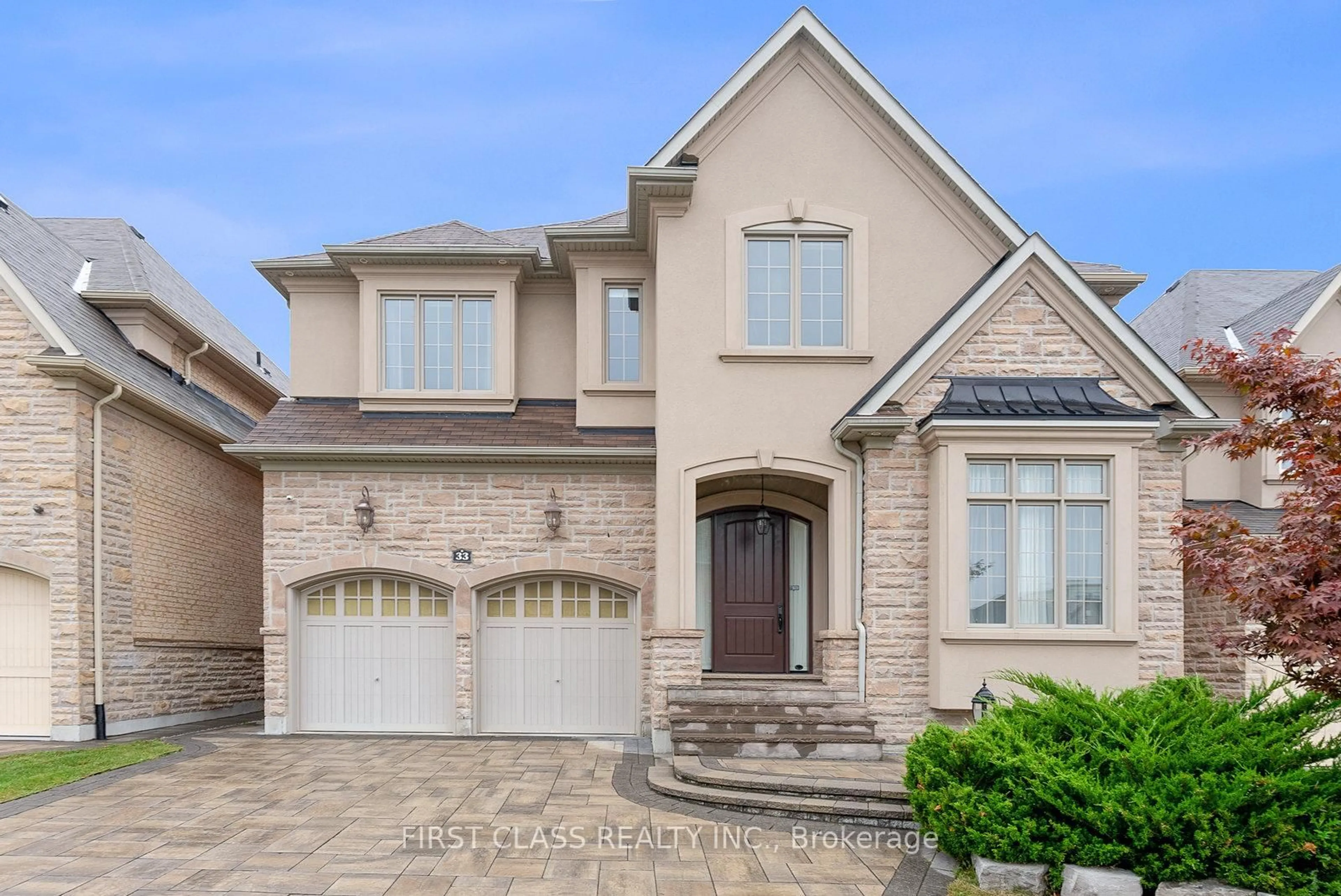 Home with brick exterior material, street for 33 Berkshire Cres, Markham Ontario L6C 0P5