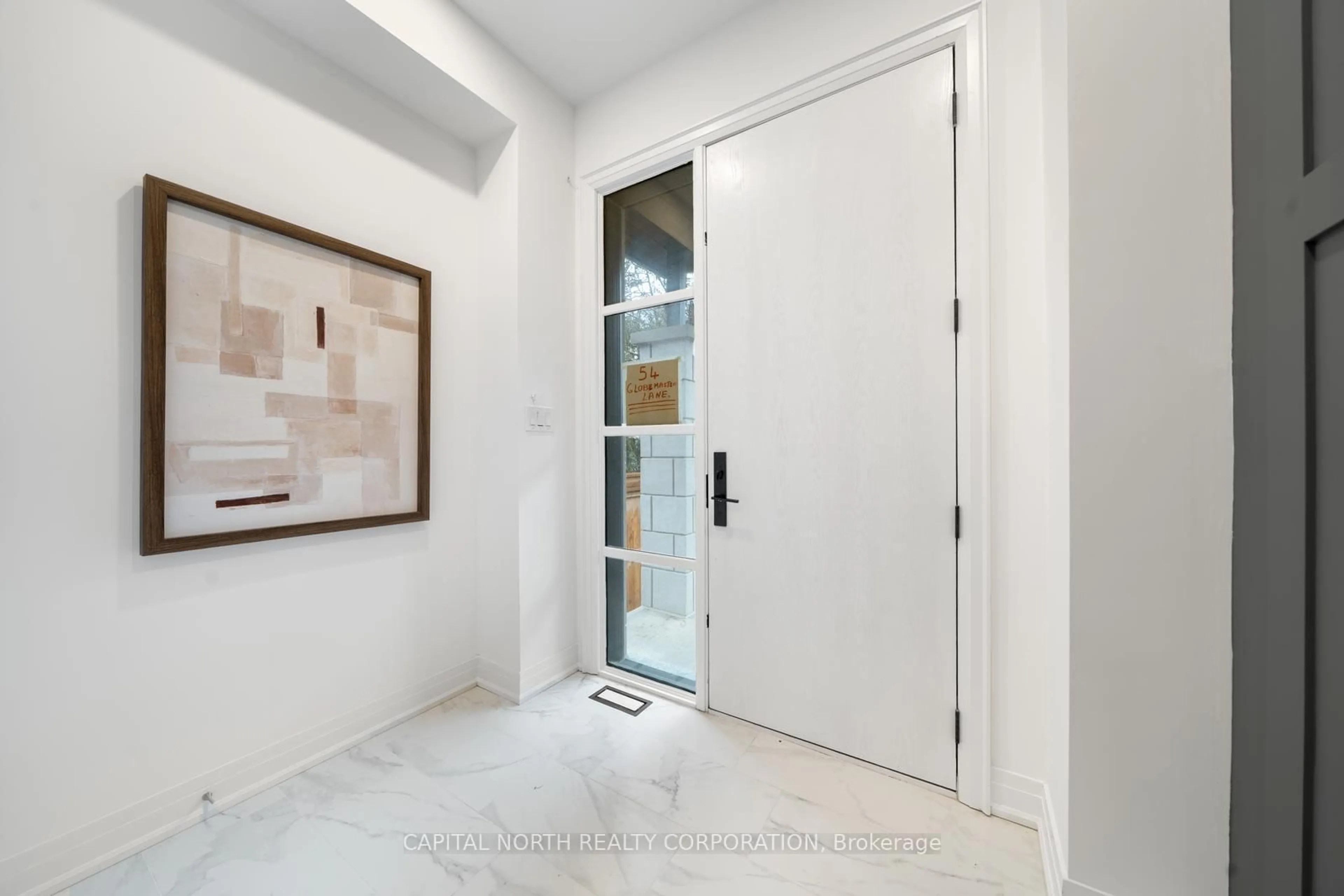 Indoor entryway for 42 Chiara Rose Lane, Richmond Hill Ontario L4E 1L4