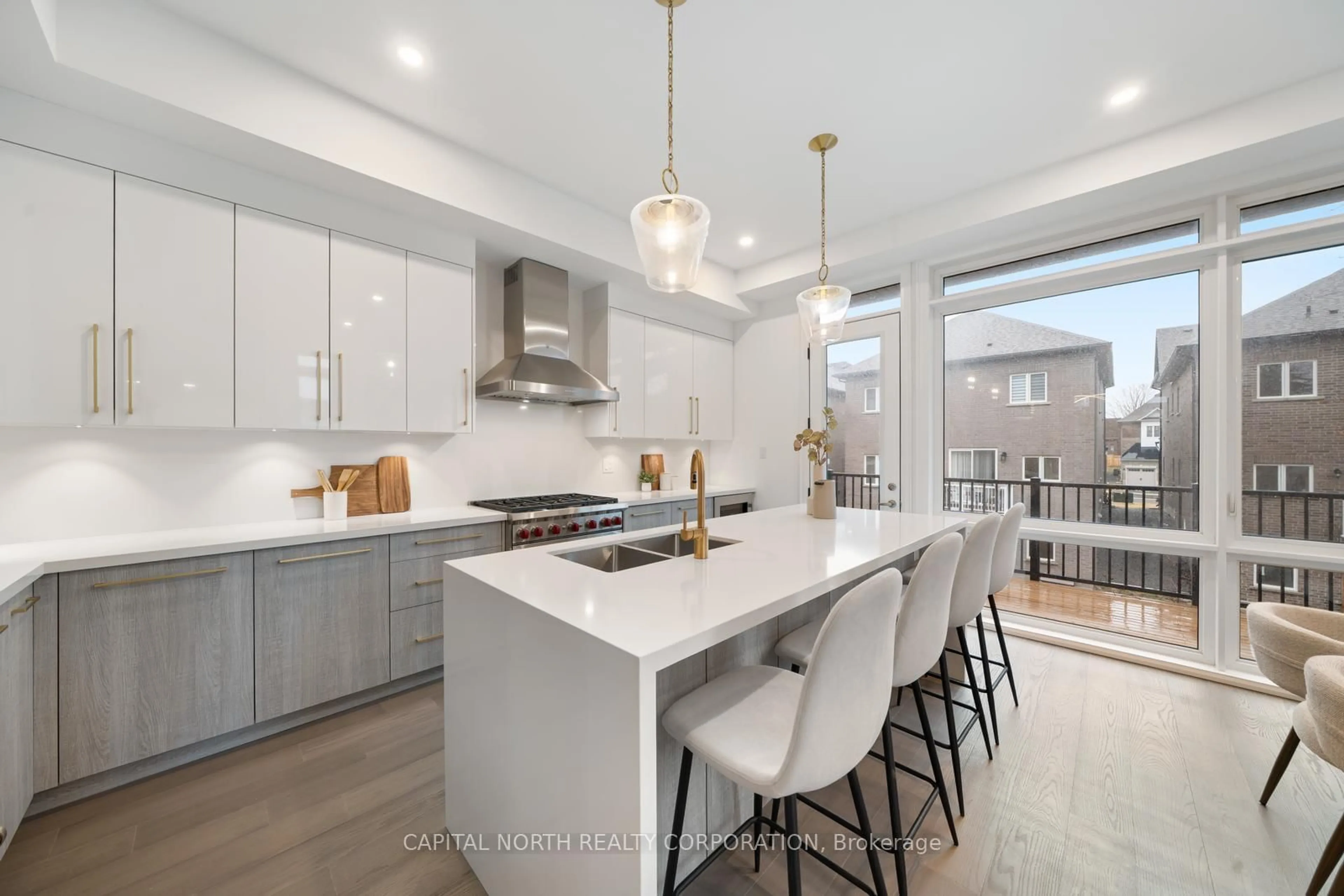 Open concept kitchen, ceramic/tile floor for 42 Chiara Rose Lane, Richmond Hill Ontario L4E 1L4