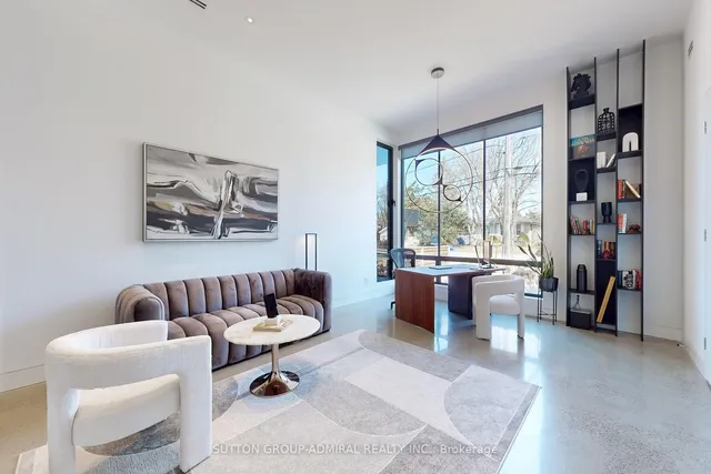 124 Wood Lane, Richmond Hill 4