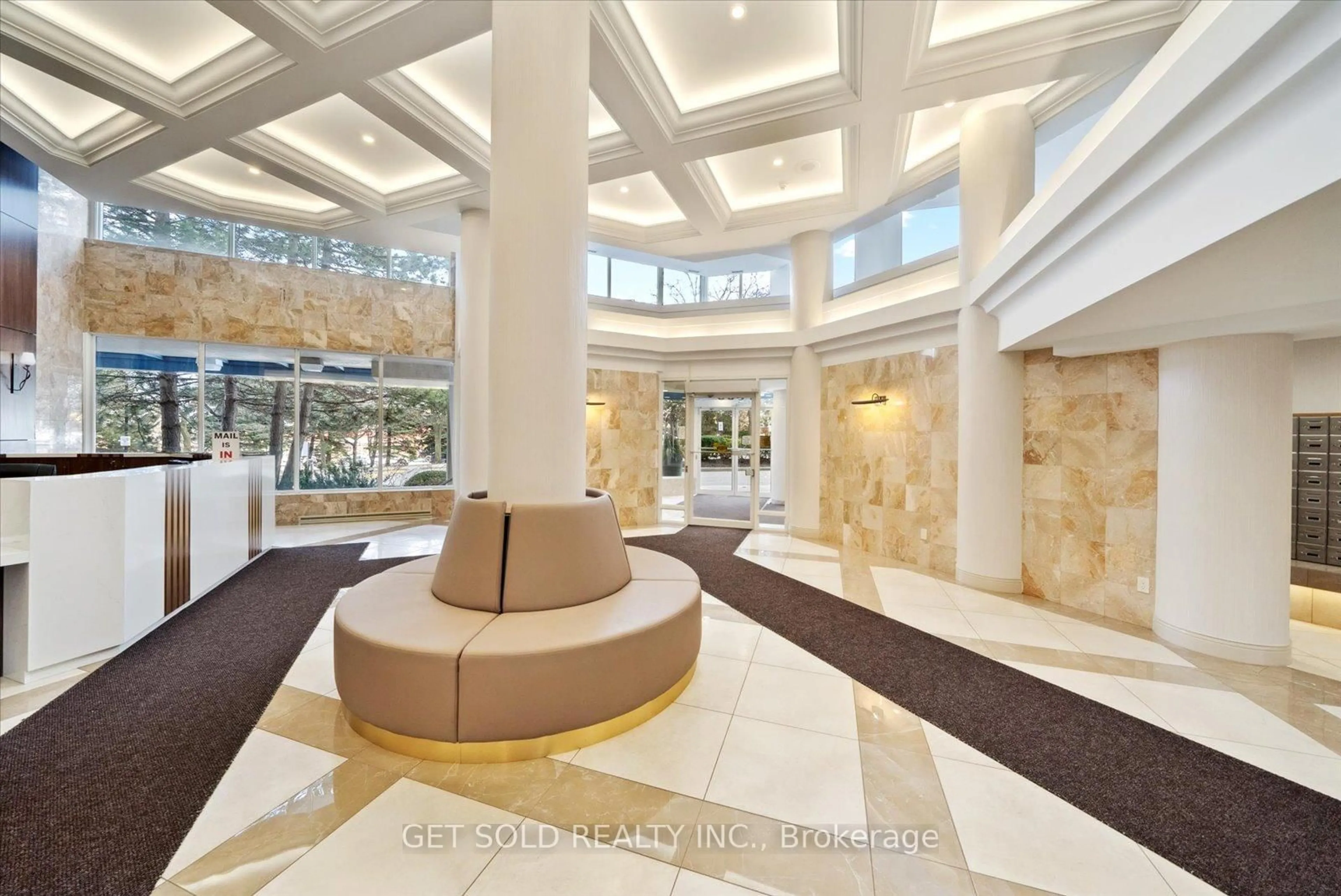 Lobby for 7300 Yonge St #1108, Vaughan Ontario L4J 7Y5