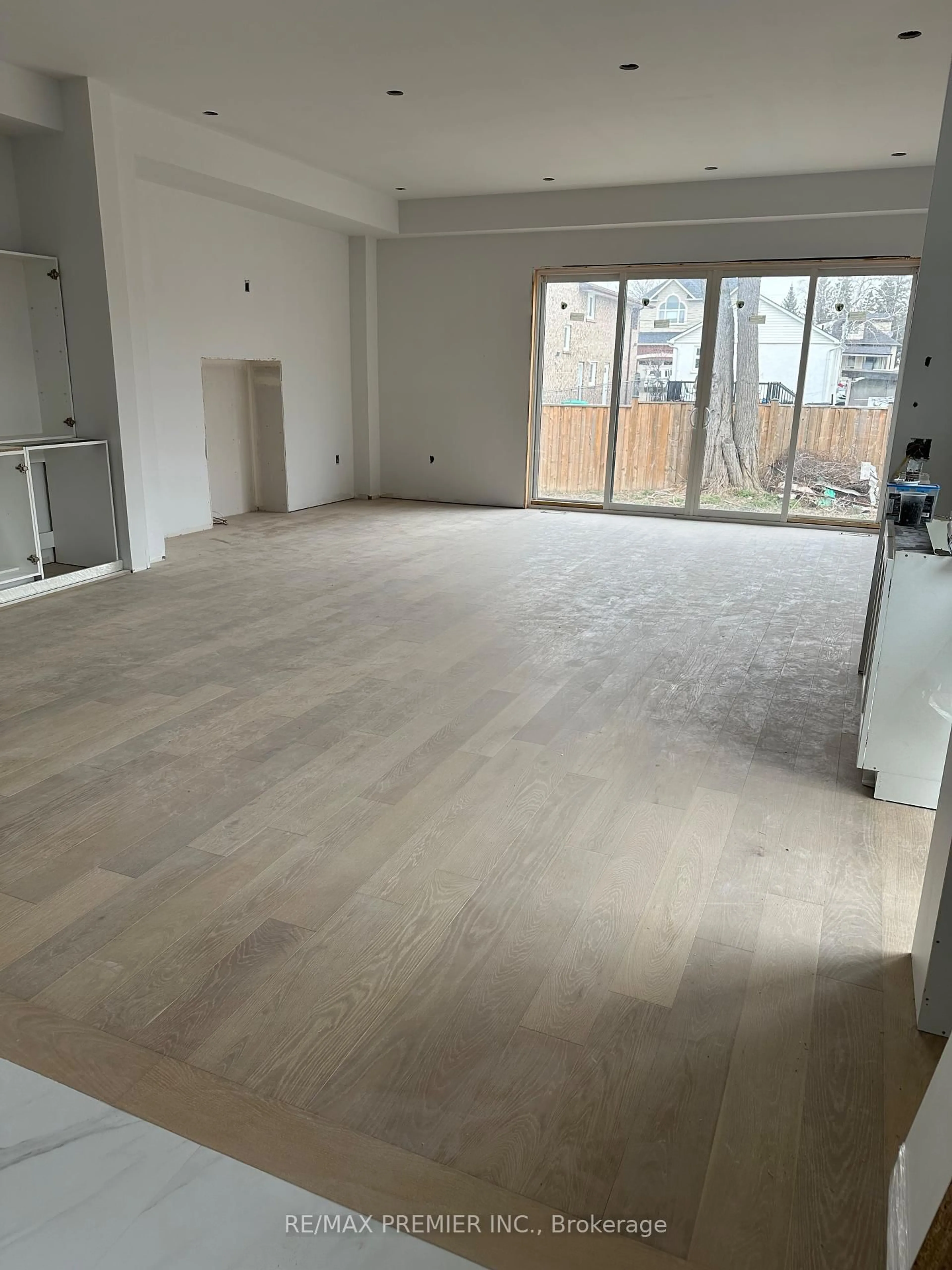 A pic of a room for 24 Rainbow Dr, Vaughan Ontario L4L 2K2