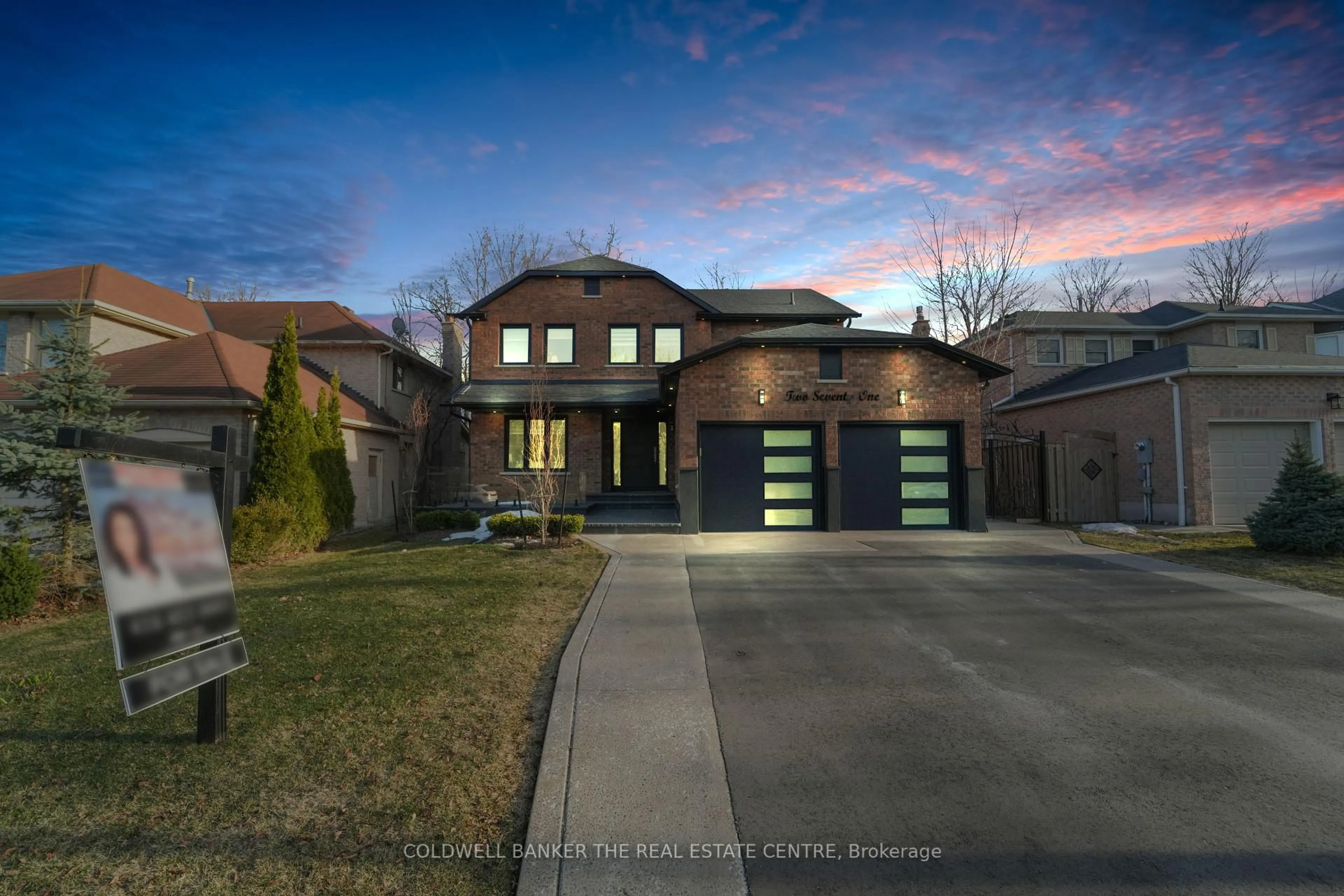 Home with brick exterior material, street for 271 Aurora Heights Dr, Aurora Ontario L4G 5C3