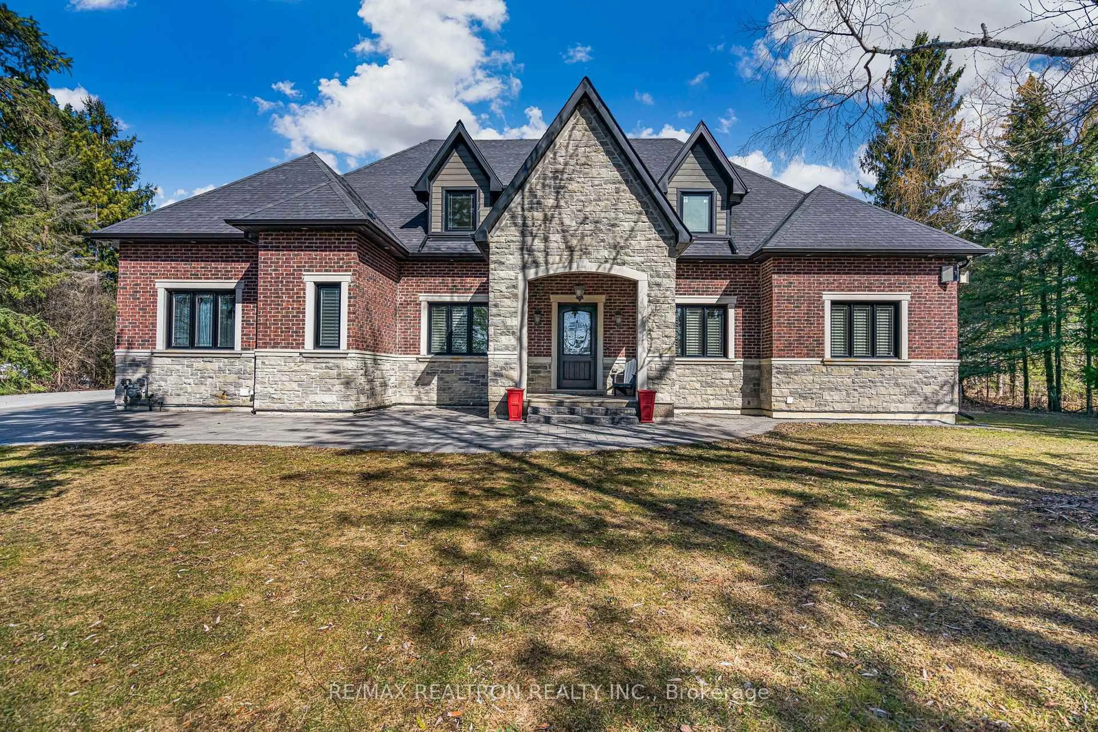 Home with brick exterior material, unknown for 1246 15th Sdrd, King Ontario L7B 1K5