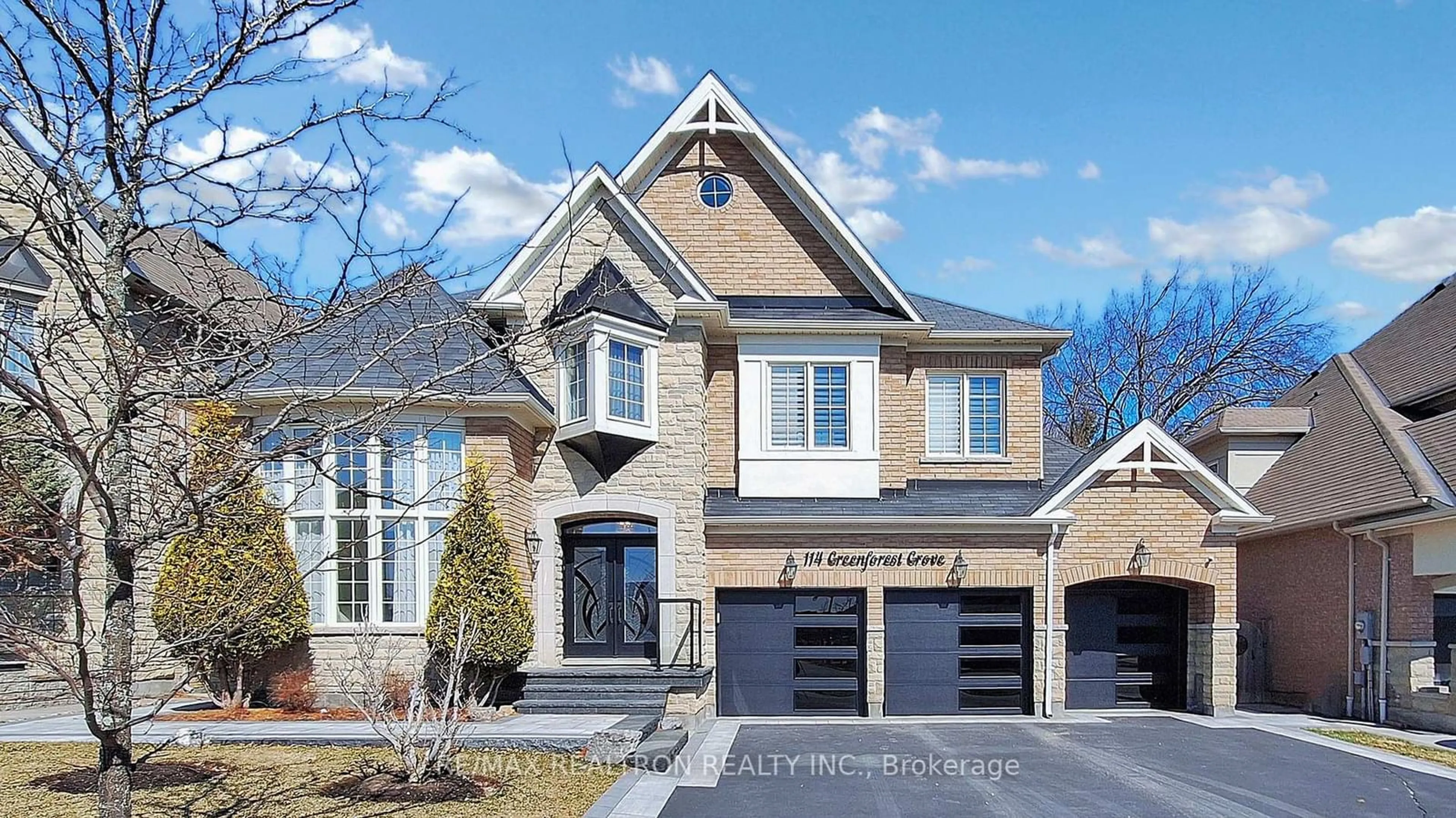 Home with brick exterior material, street for 114 Greenforest Grve, Whitchurch-Stouffville Ontario L4A 1S7