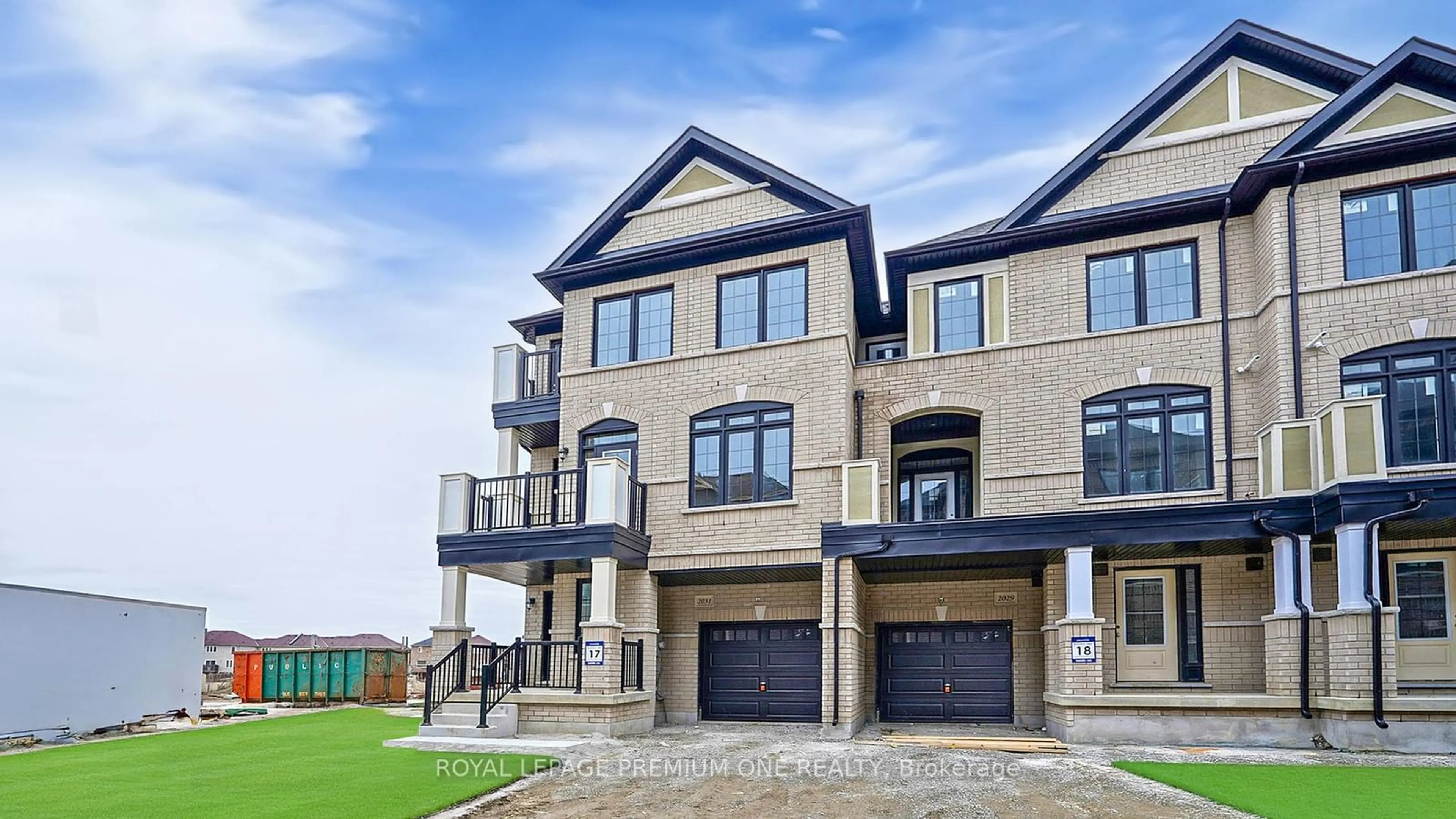 Home with brick exterior material, unknown for 2031 Matteer Crt #17, Innisfil Ontario L9S 4T9