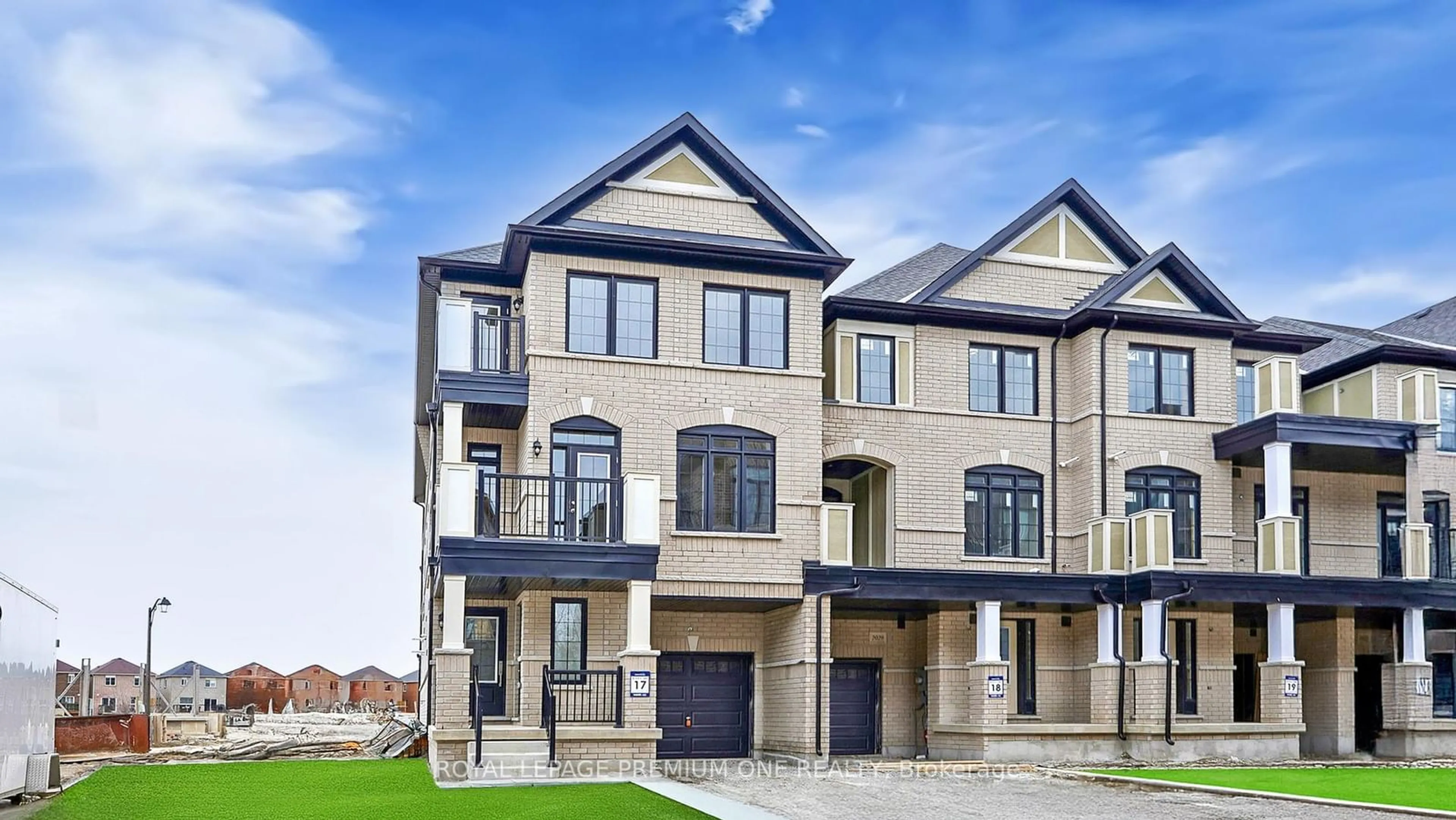 Home with brick exterior material, street for 2031 Matteer Crt #17, Innisfil Ontario L9S 4T9