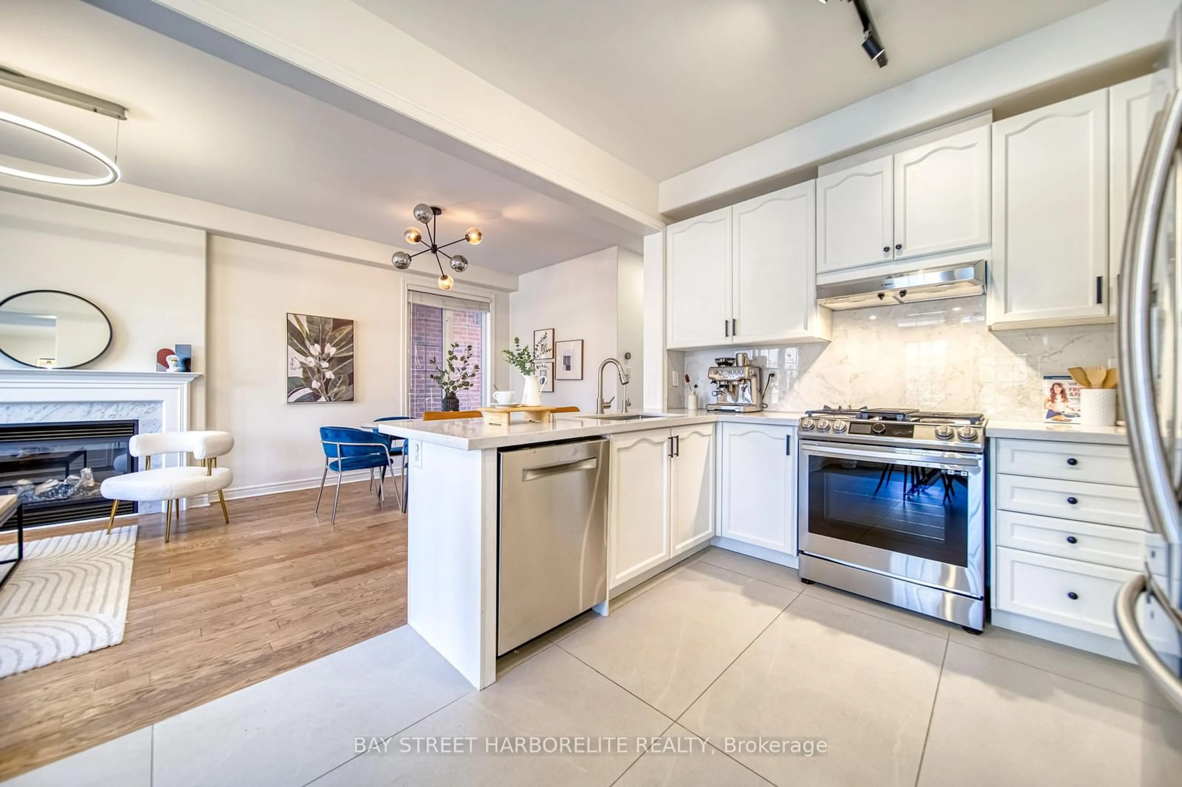 Open concept kitchen, ceramic/tile floor for 71 Mary Ellen Baker Cres, Vaughan Ontario L4J 0G4