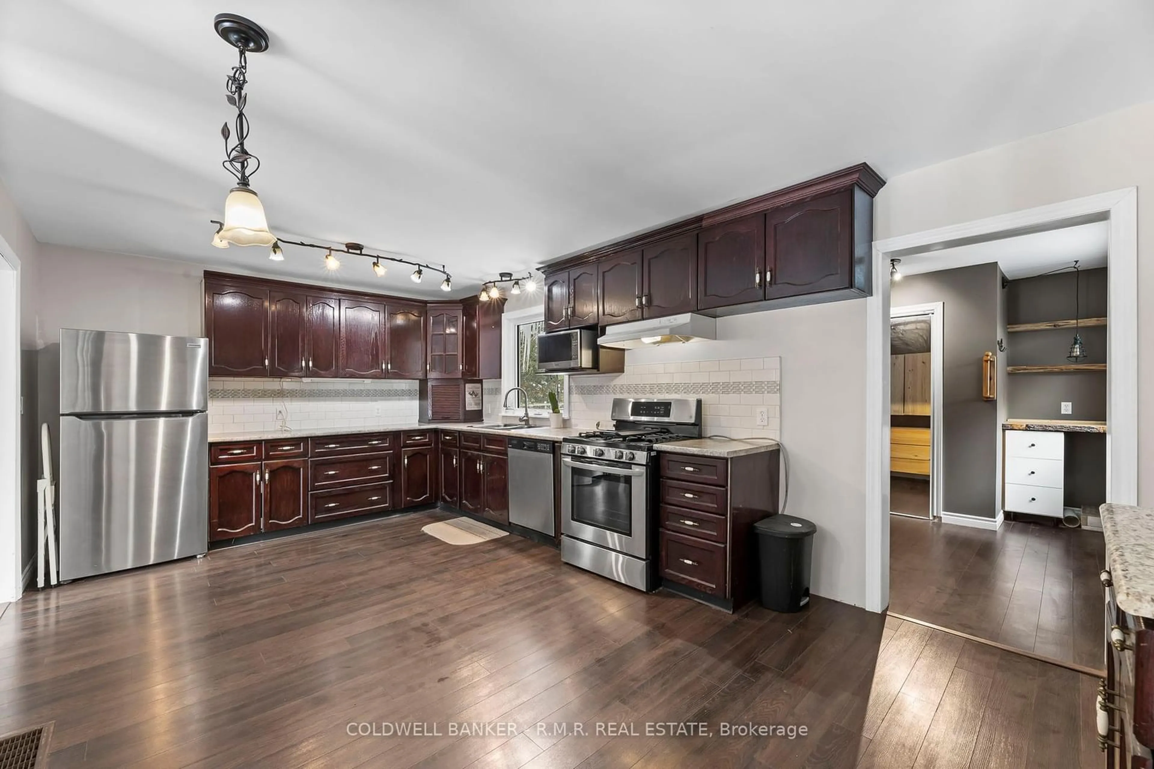 Open concept kitchen, unknown for 15 Hazel St, Brock Ontario L0K 1A0