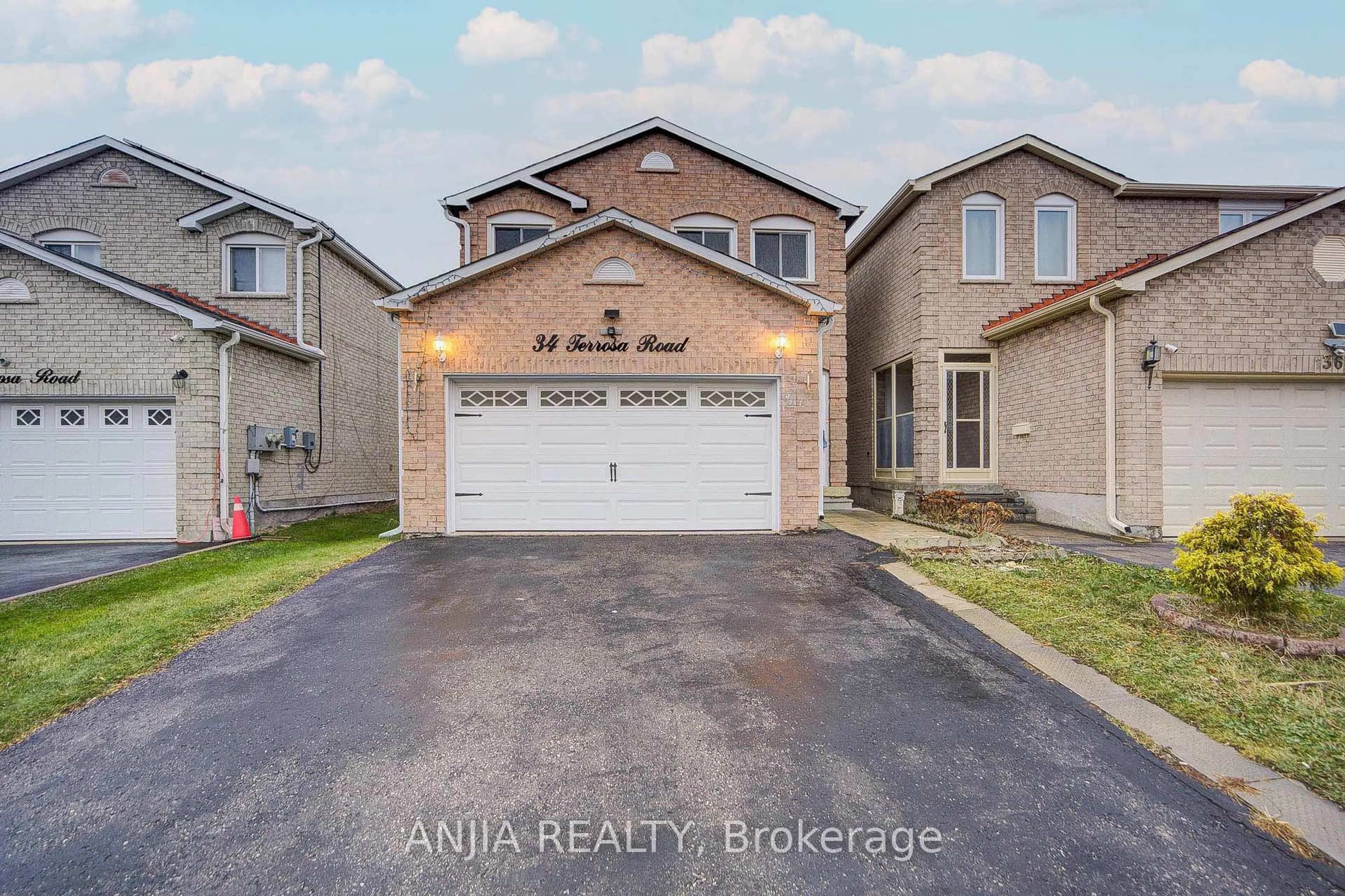 Unknown for 34 Terrosa Rd, Markham Ontario L3S 2M7