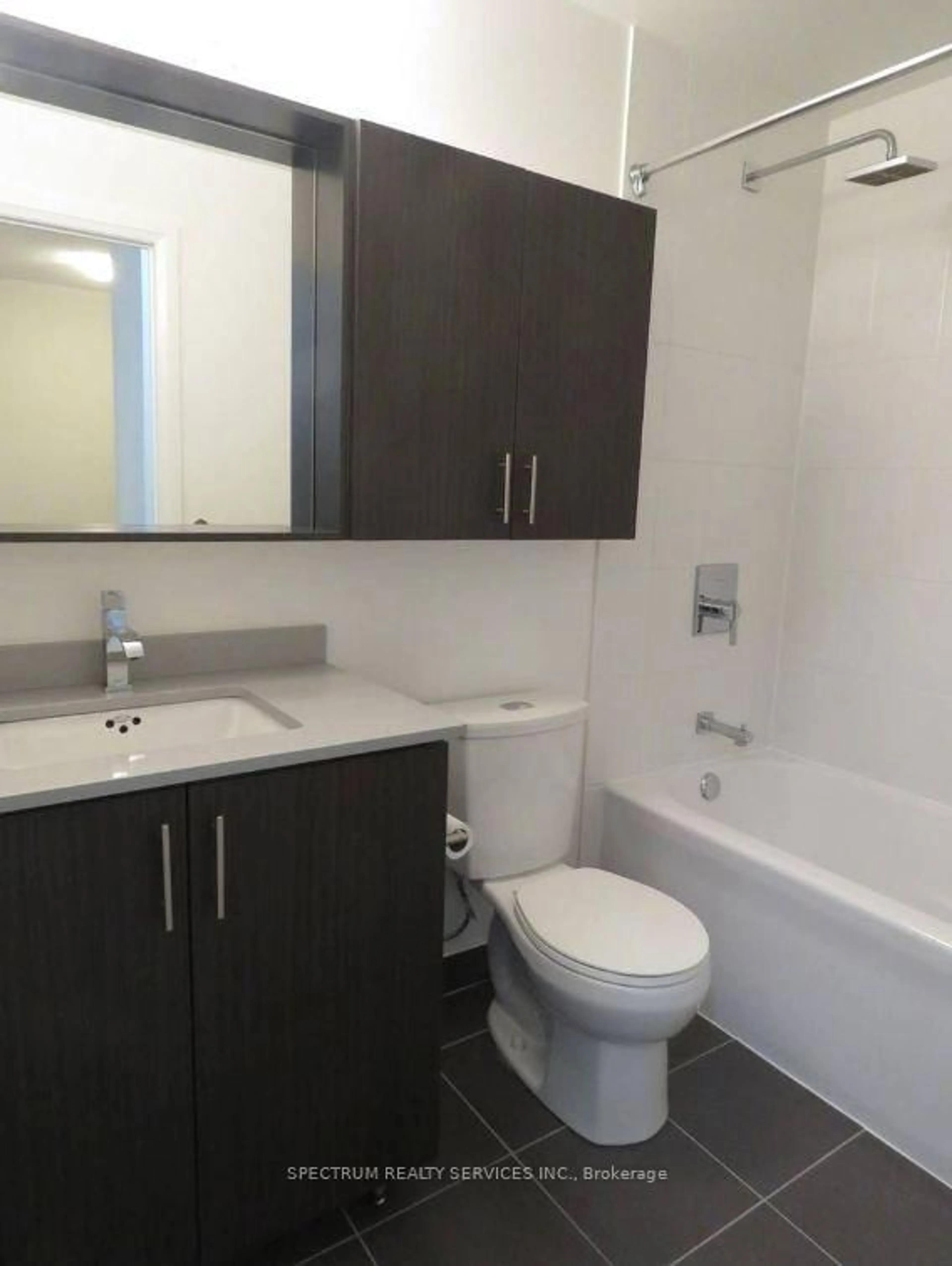 Standard bathroom, unknown for 3600 Highway 7 N/A #509, Vaughan Ontario L4R 0G7