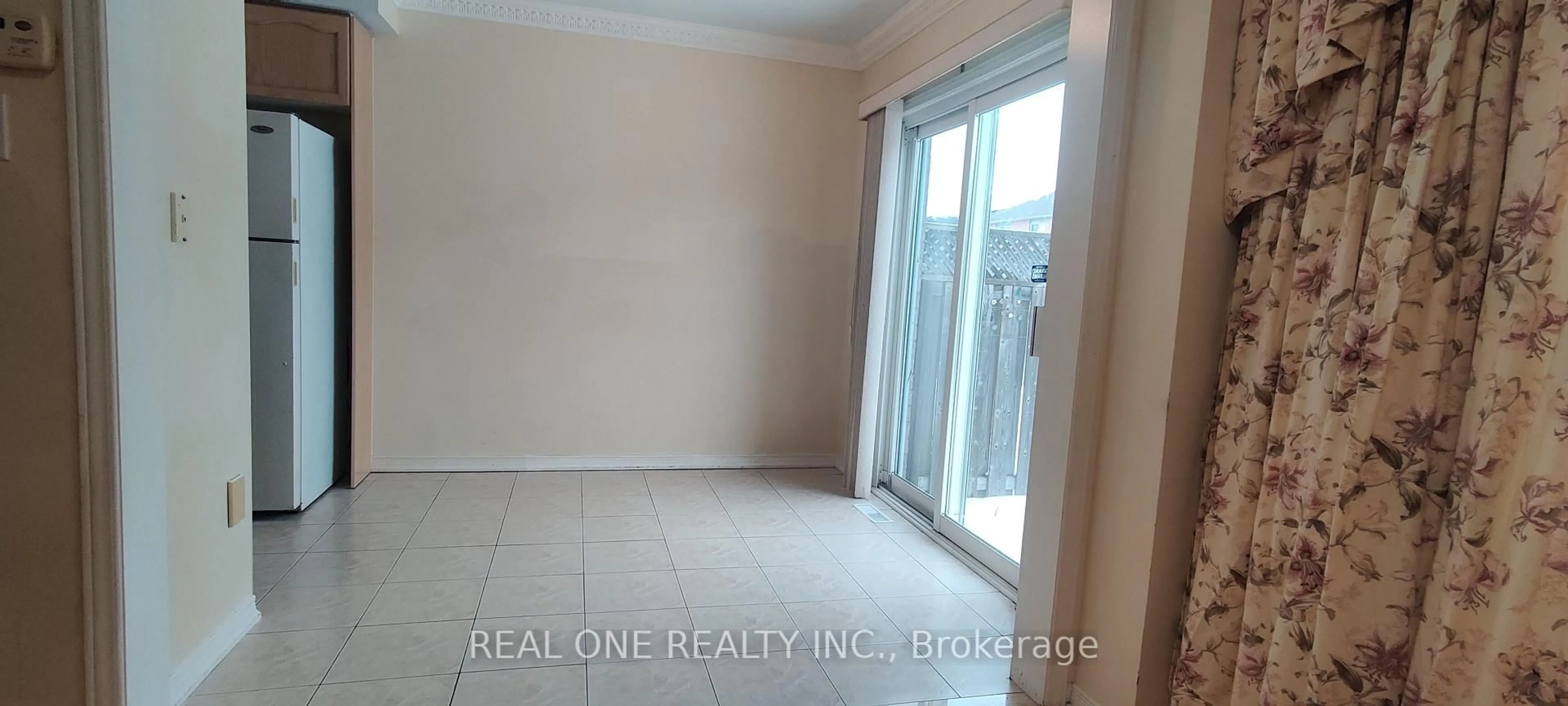 A pic of a room for 45 Devonwood Dr, Markham Ontario L6C 3A7