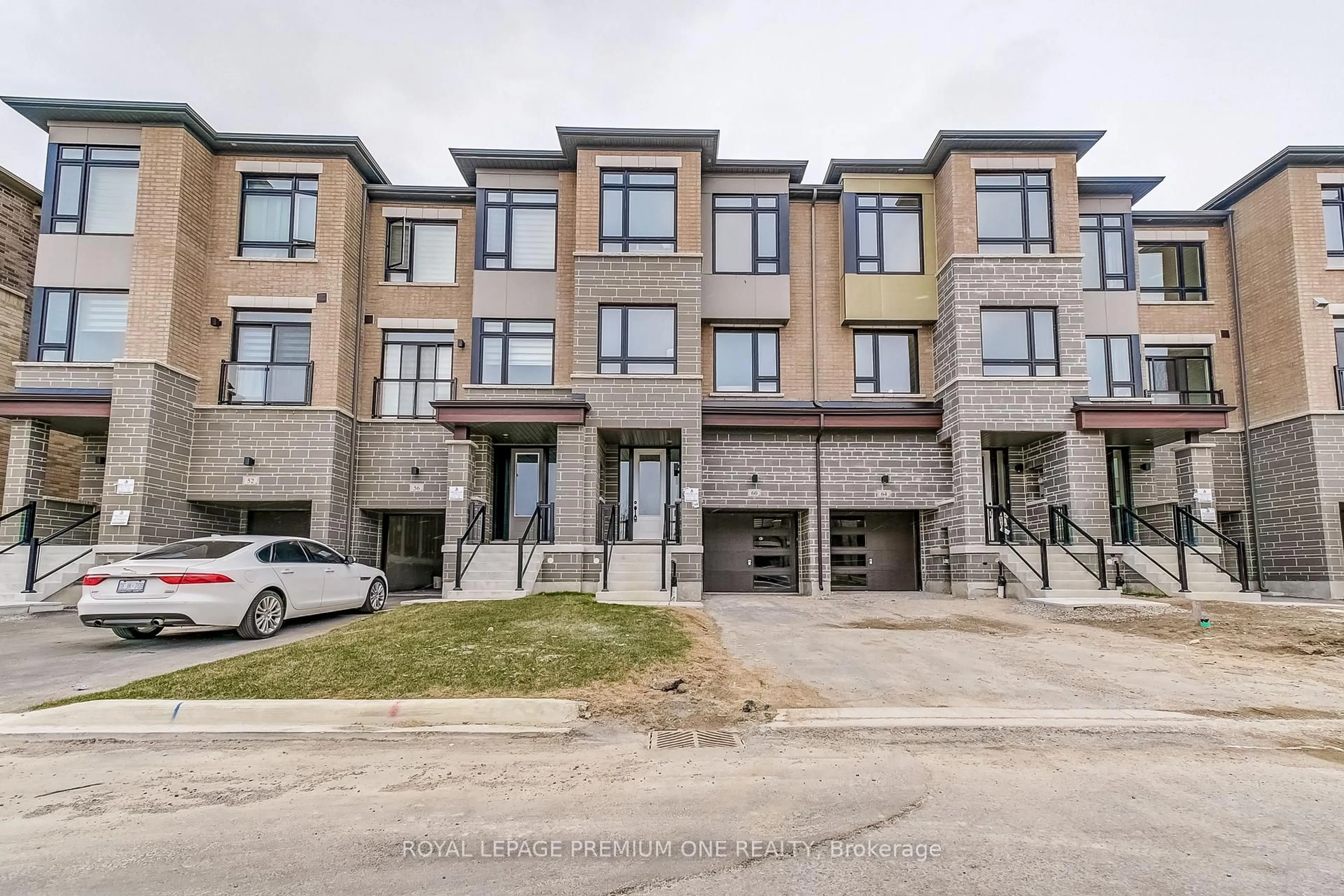 Unknown for 60 TENNANT Circ, Vaughan Ontario L4H 5L4
