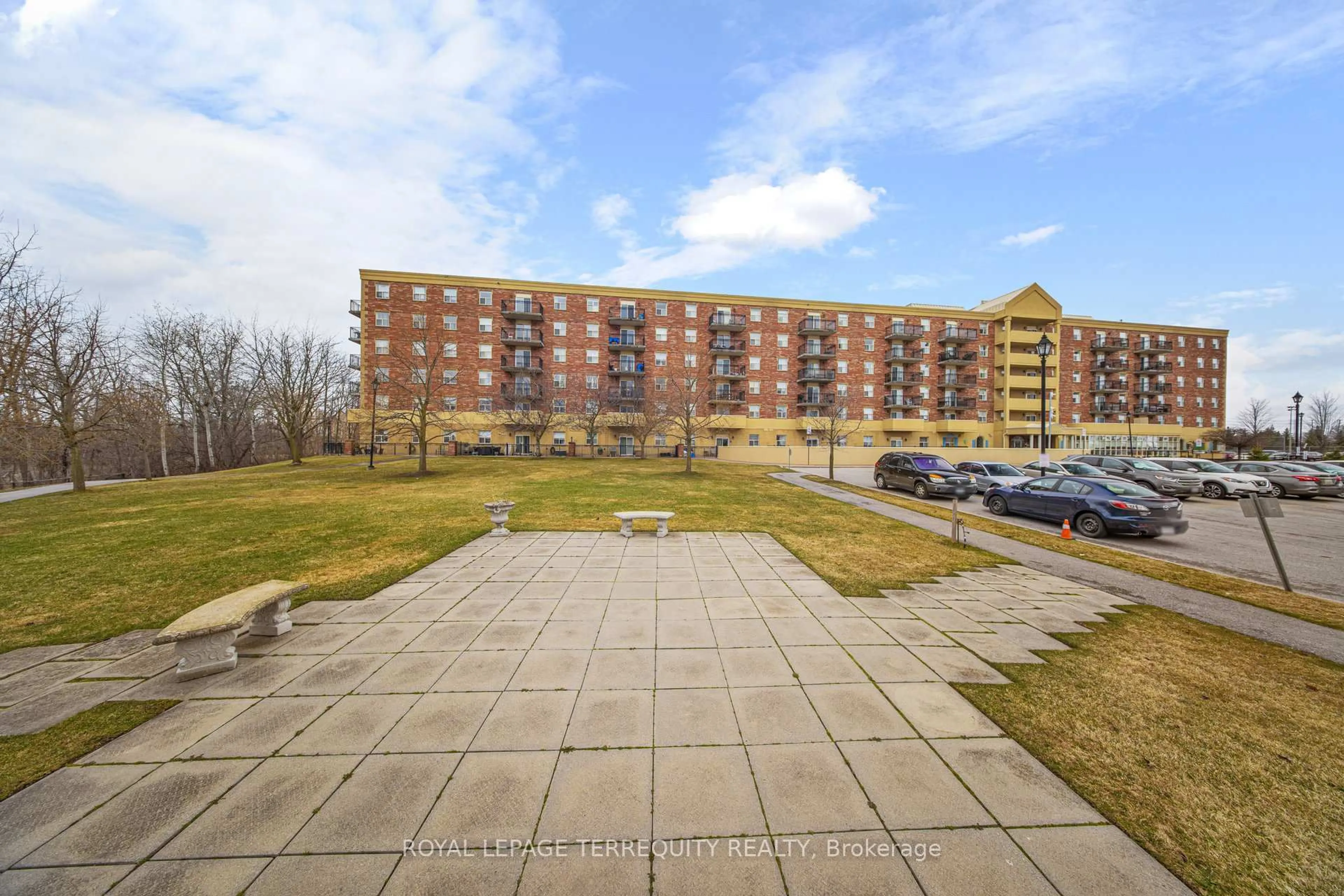 A pic from outside/outdoor area/front of a property/back of a property/a pic from drone, building for 7373 Martin Grove Rd #615, Vaughan Ontario L4L 9K1