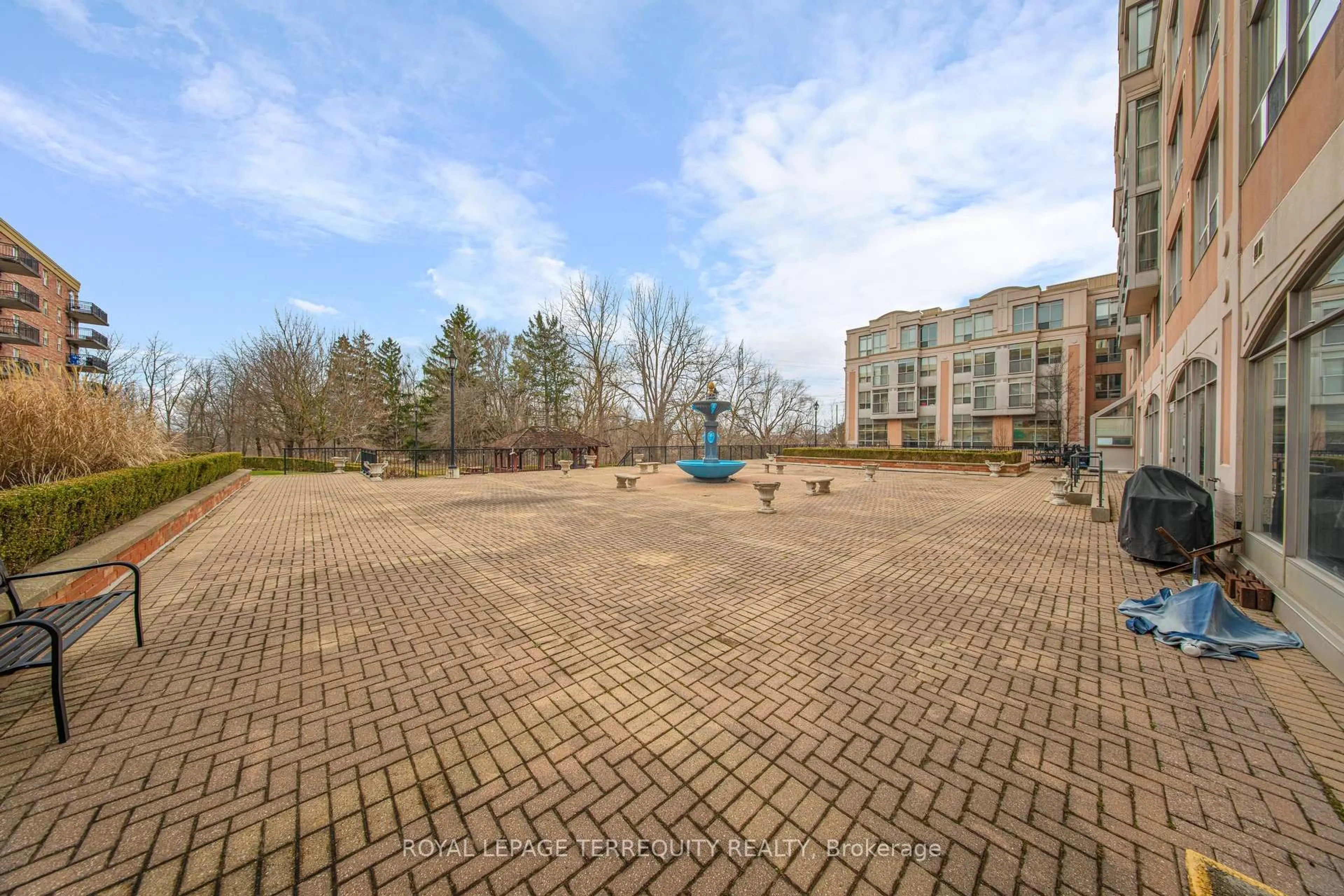 Patio, unknown for 7373 Martin Grove Rd #615, Vaughan Ontario L4L 9K1