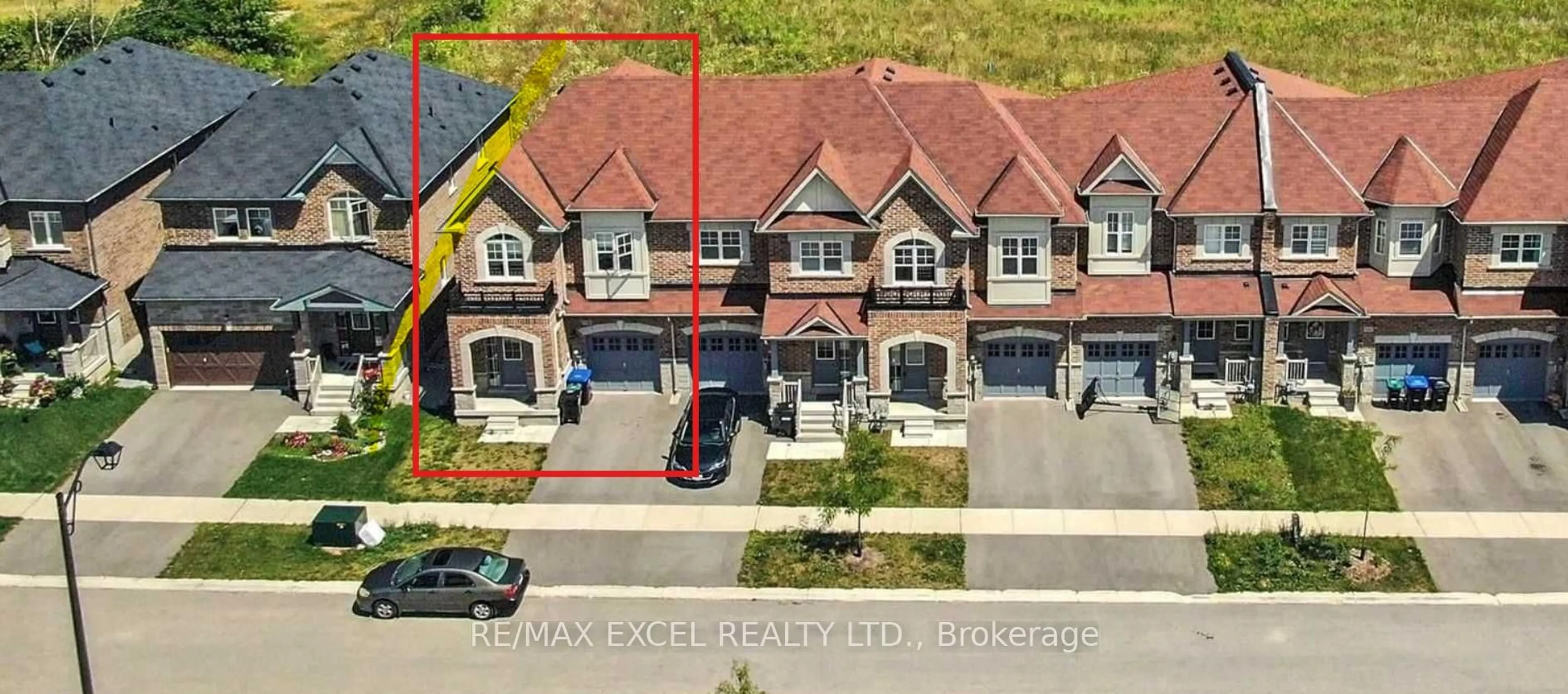A pic from outside/outdoor area/front of a property/back of a property/a pic from drone, street for 1150 Peelar Cres, Innisfil Ontario L0L 1W0