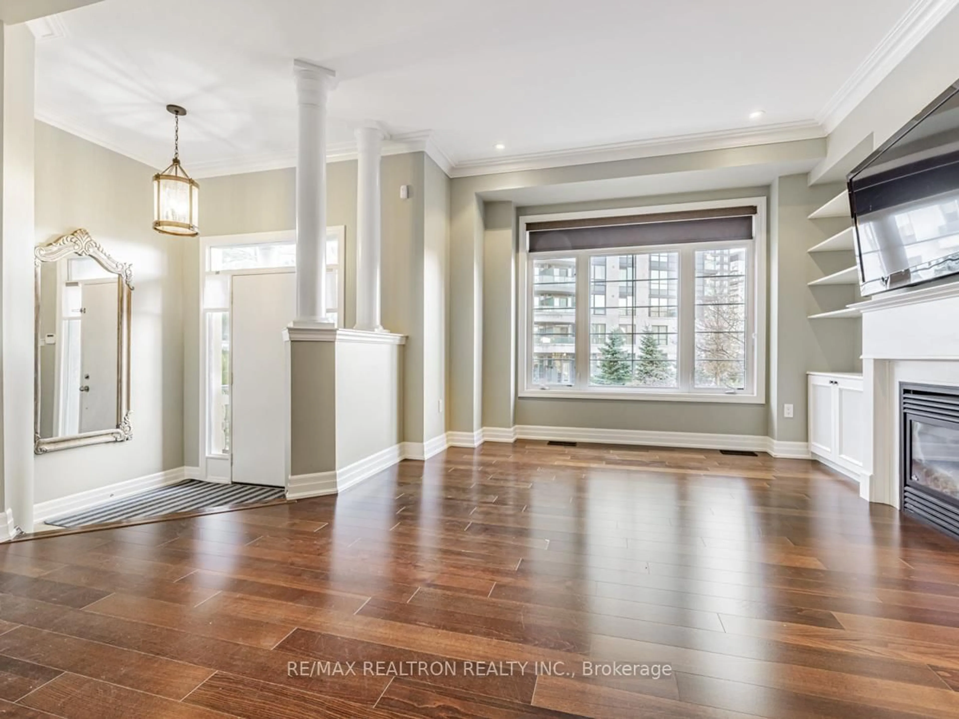 Indoor entryway for 80 North Park Rd #4, Vaughan Ontario L4J 0G8
