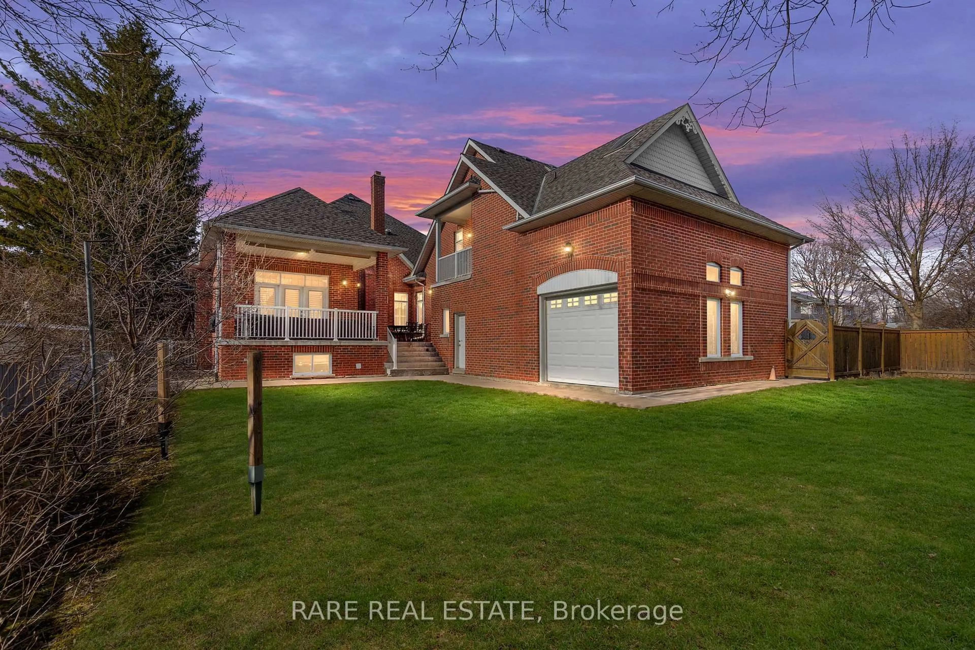 Home with brick exterior material, street for 129 Duncan Rd, Richmond Hill Ontario L4C 6J4