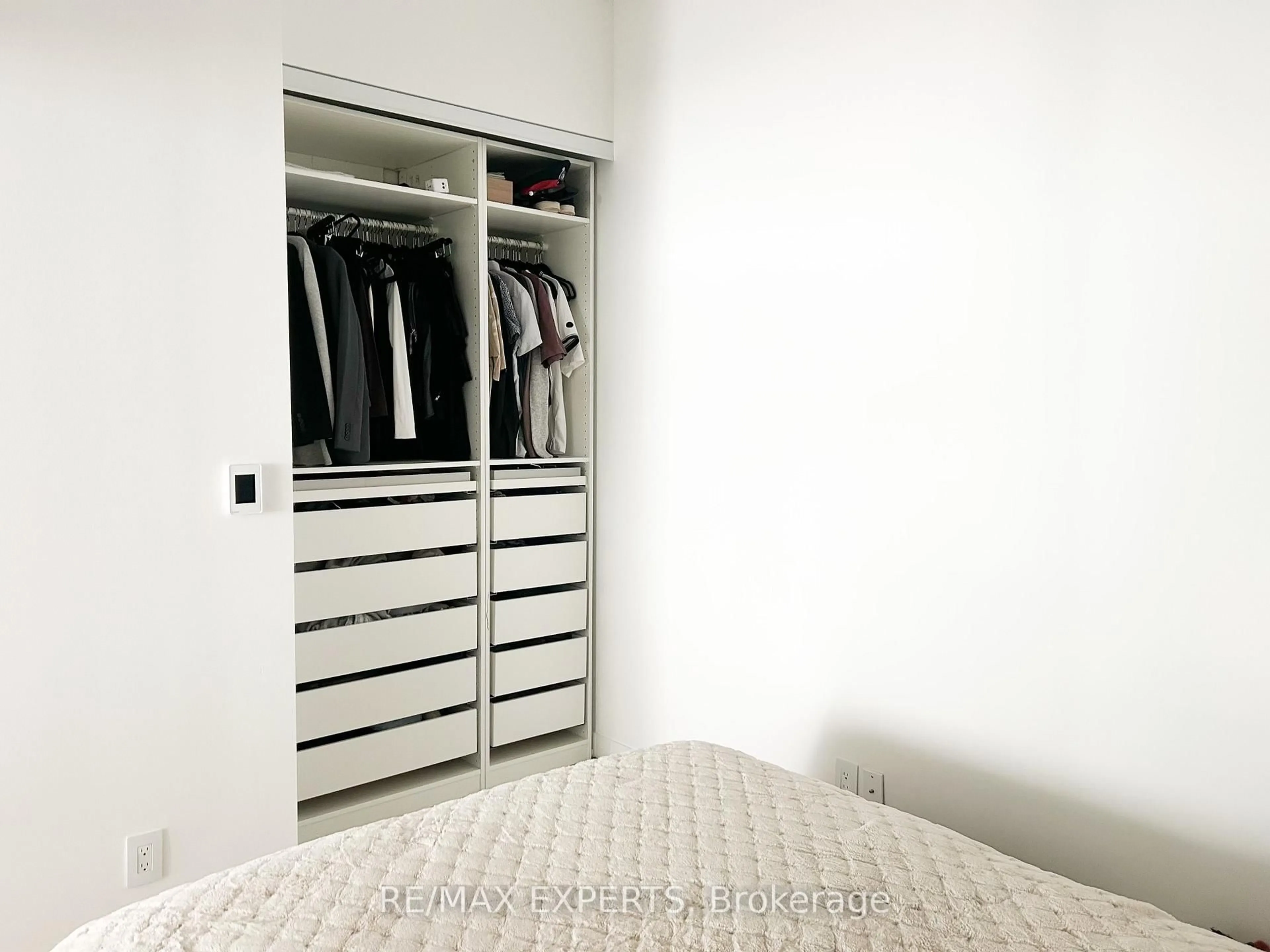 Storage room or clothes room or walk-in closet for 9 Buttermill Ave #TH05, Vaughan Ontario L4K 0M5