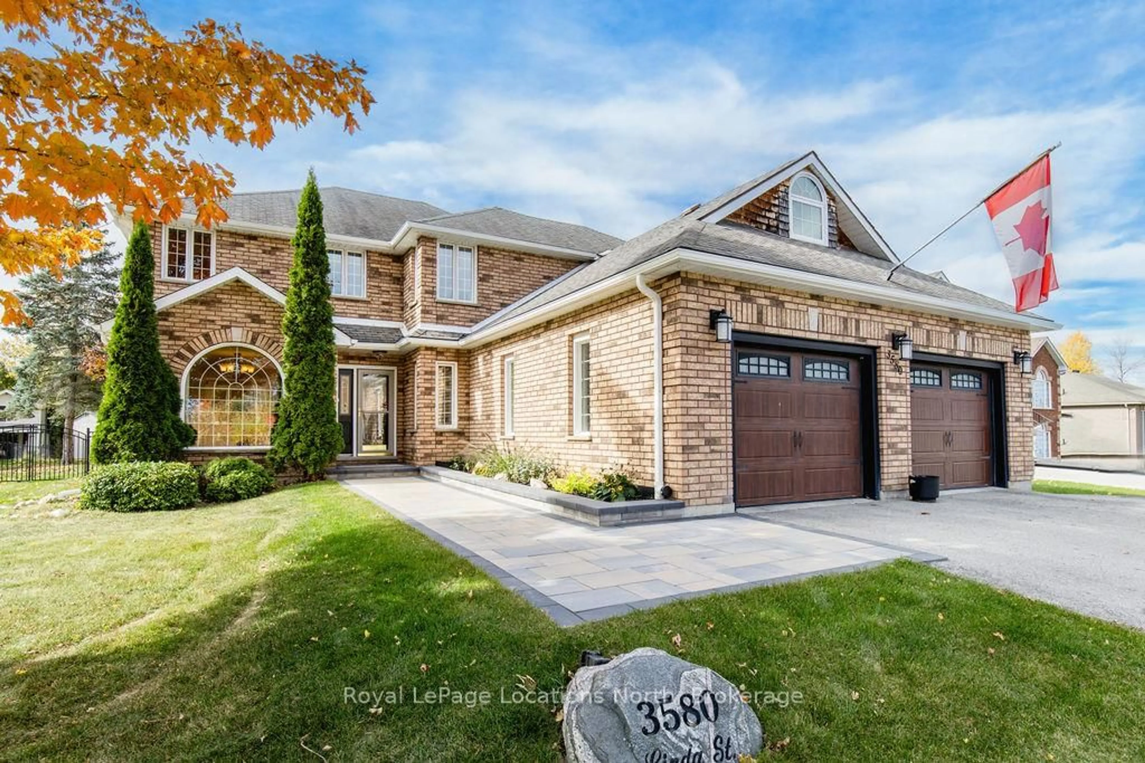 Home with brick exterior material, street for 3580 LINDA St, Innisfil Ontario L9S 2L2
