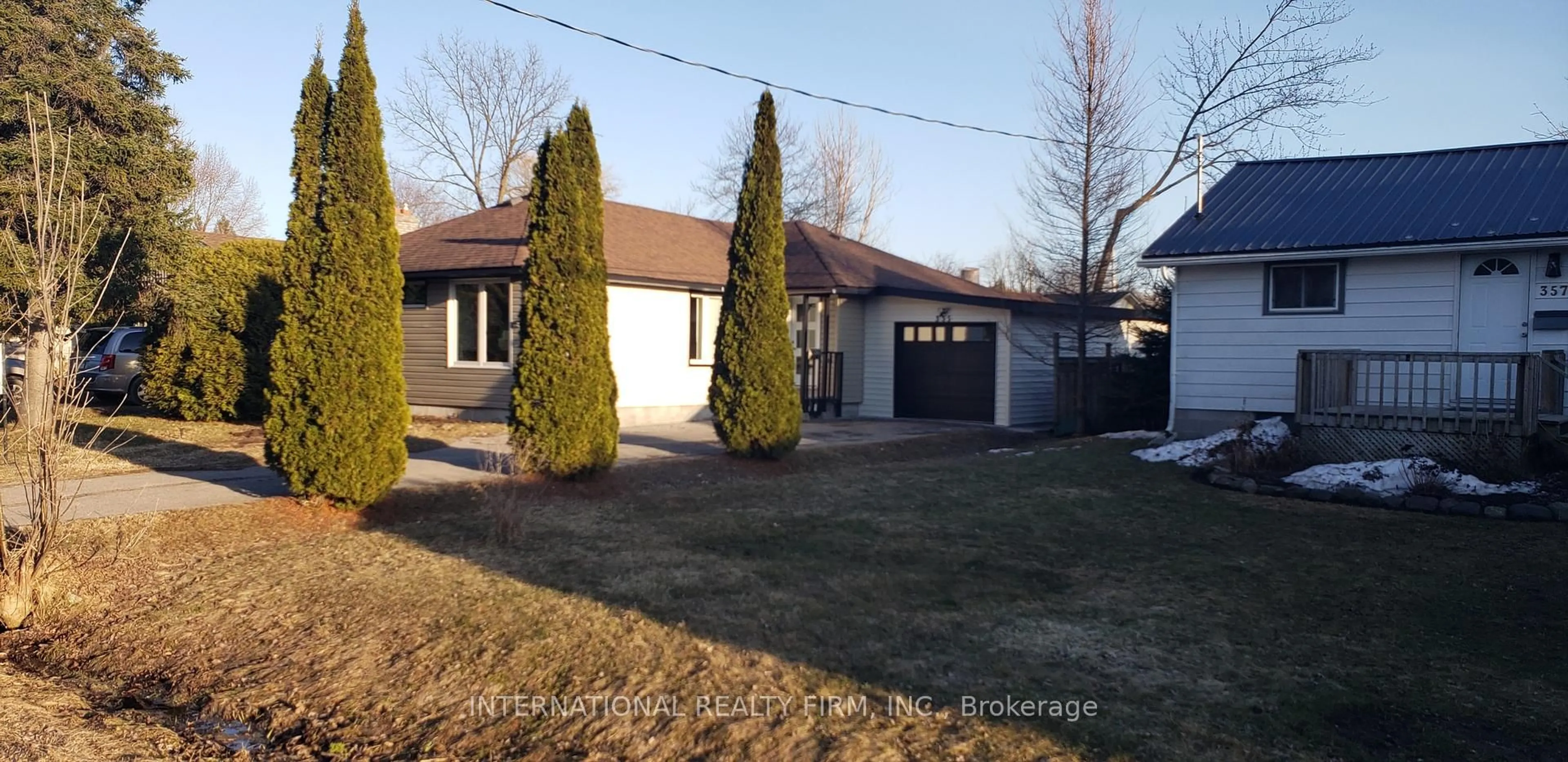 Unknown for 355 Hollywood Dr, Georgina Ontario L4P 3A2