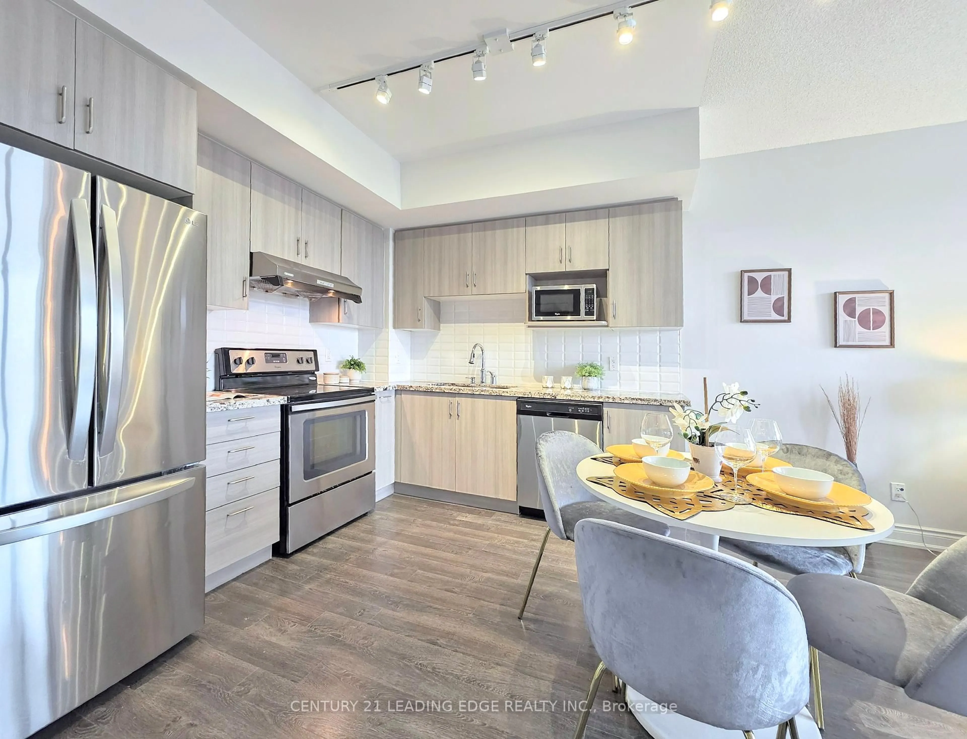 Open concept kitchen, unknown for 38 Cedarland Dr #510, Markham Ontario L6G 0G7