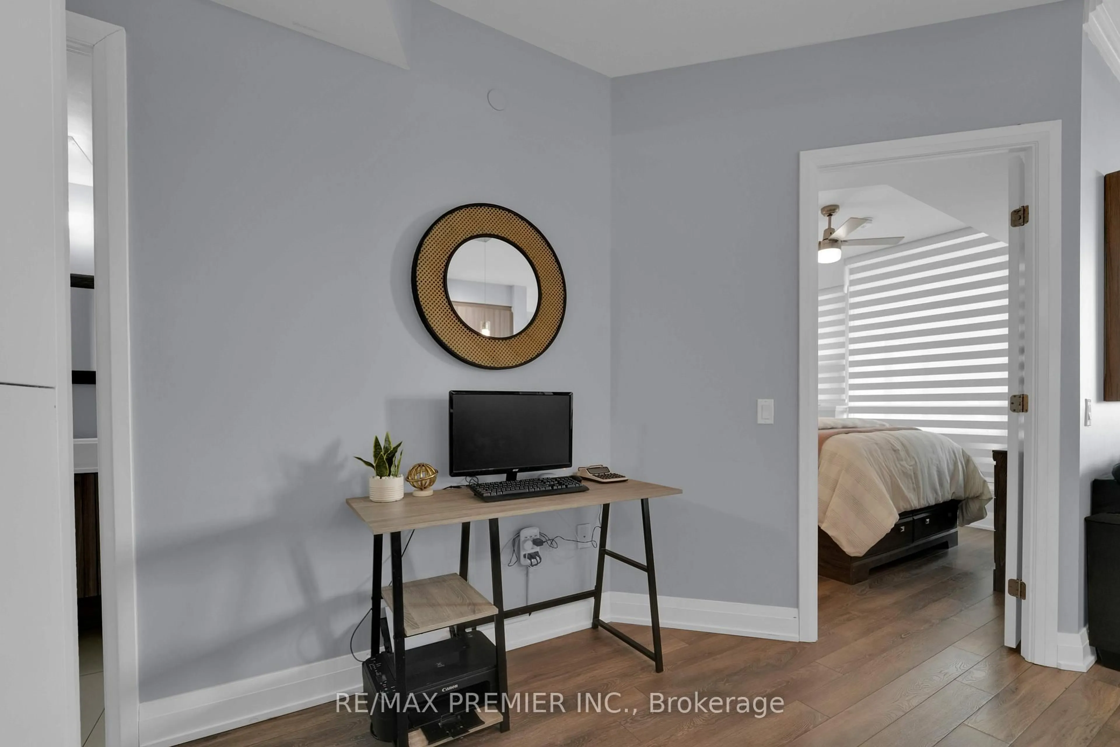 A pic of a room for 4800 Highway 7 #426, Vaughan Ontario L4L 1H8