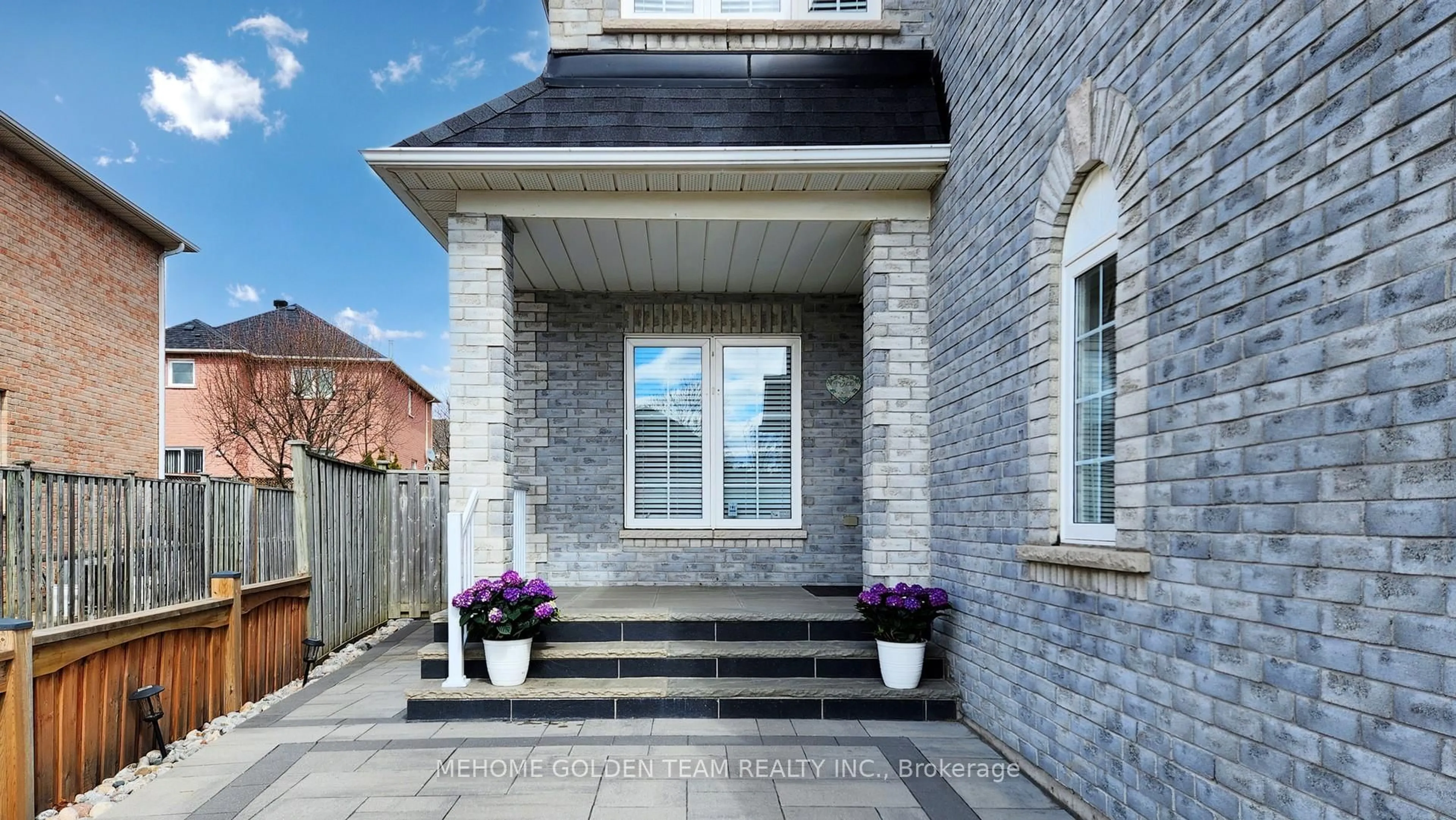 Home with brick exterior material, street for 51 Houndsbrook Cres, Markham Ontario L3P 7X9