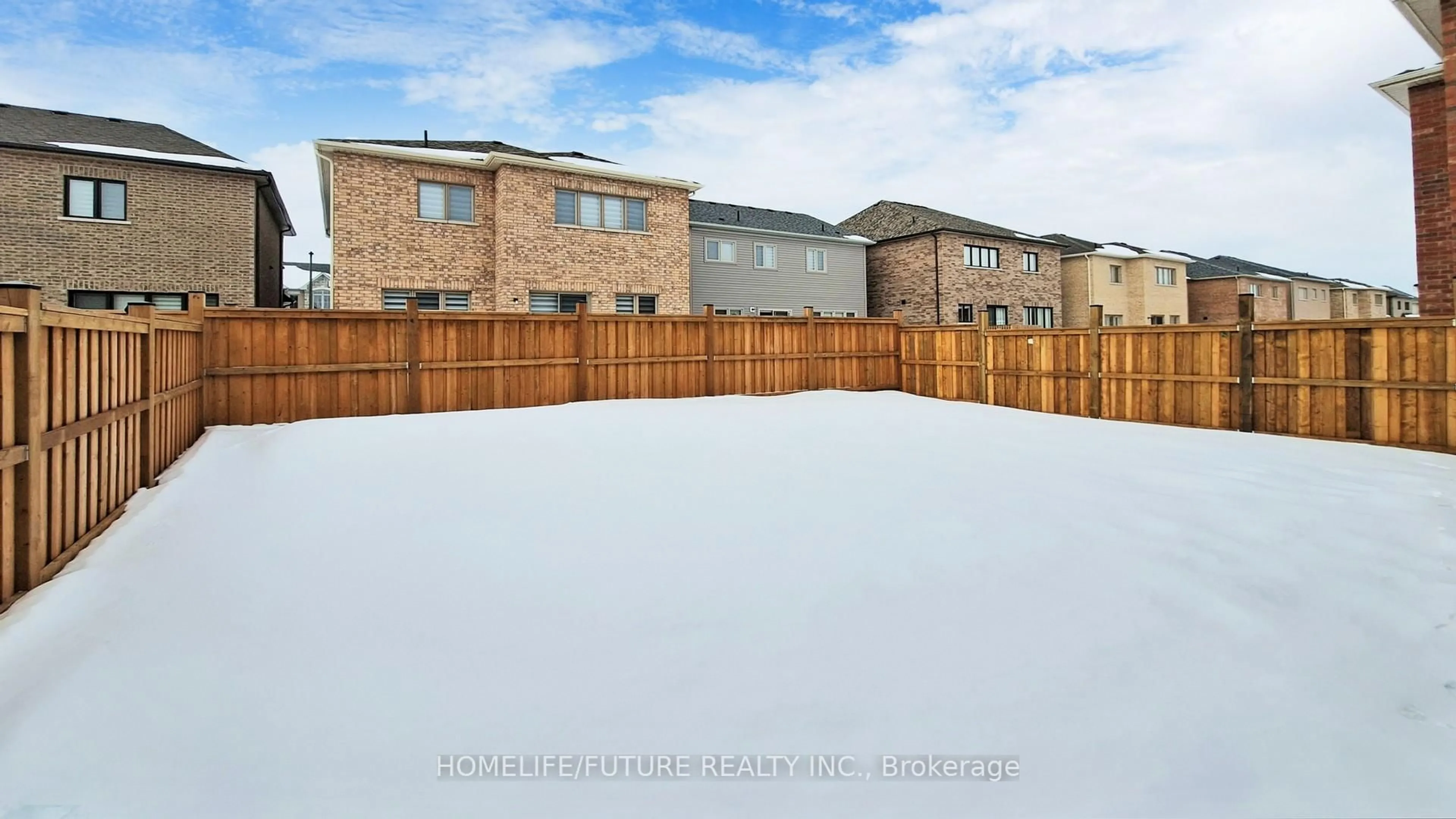 Unknown for 16 VALLEO St, Georgina Ontario L4P 0J9