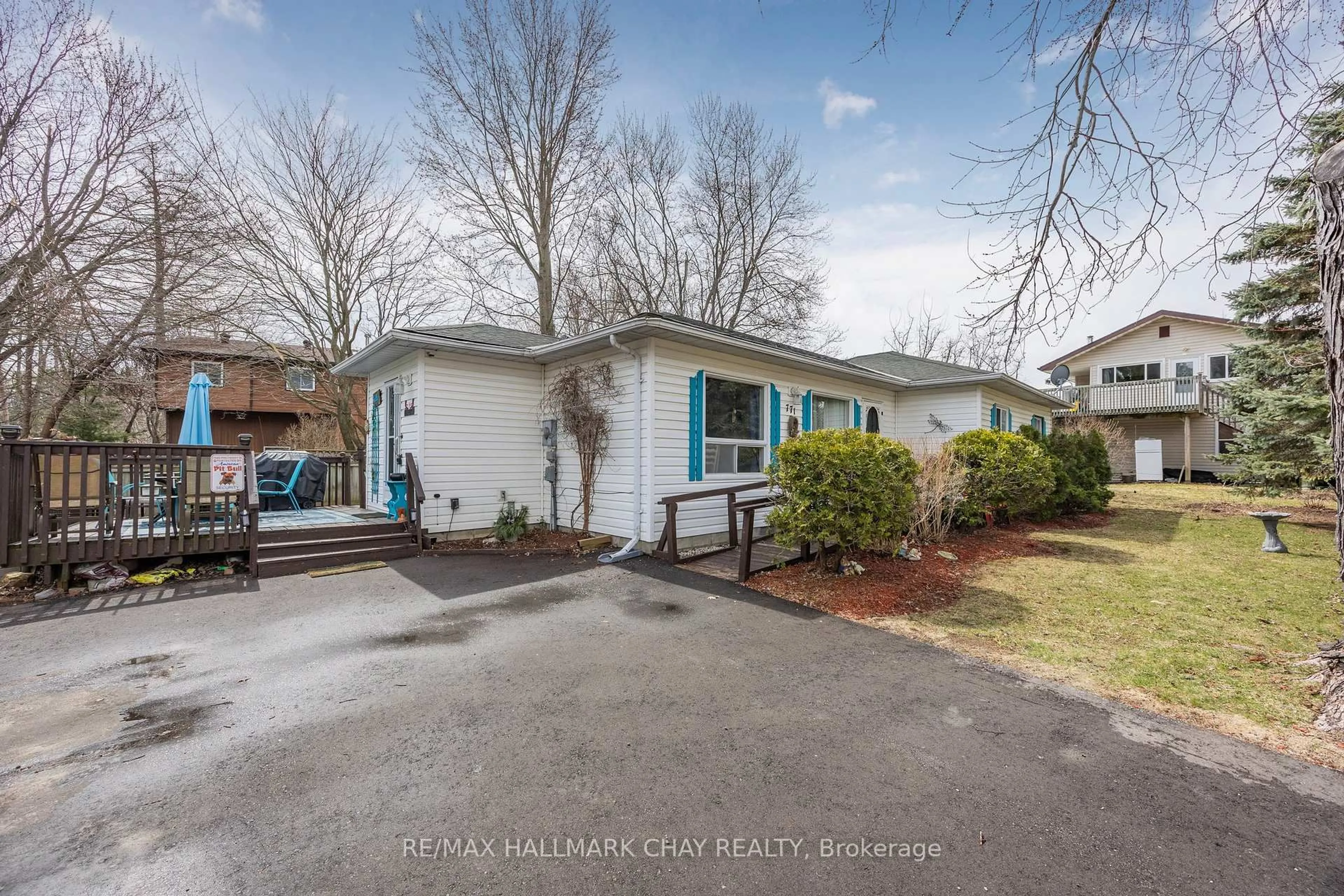 Unknown for 771 ROBERTS Rd, Innisfil Ontario L9S 2E4