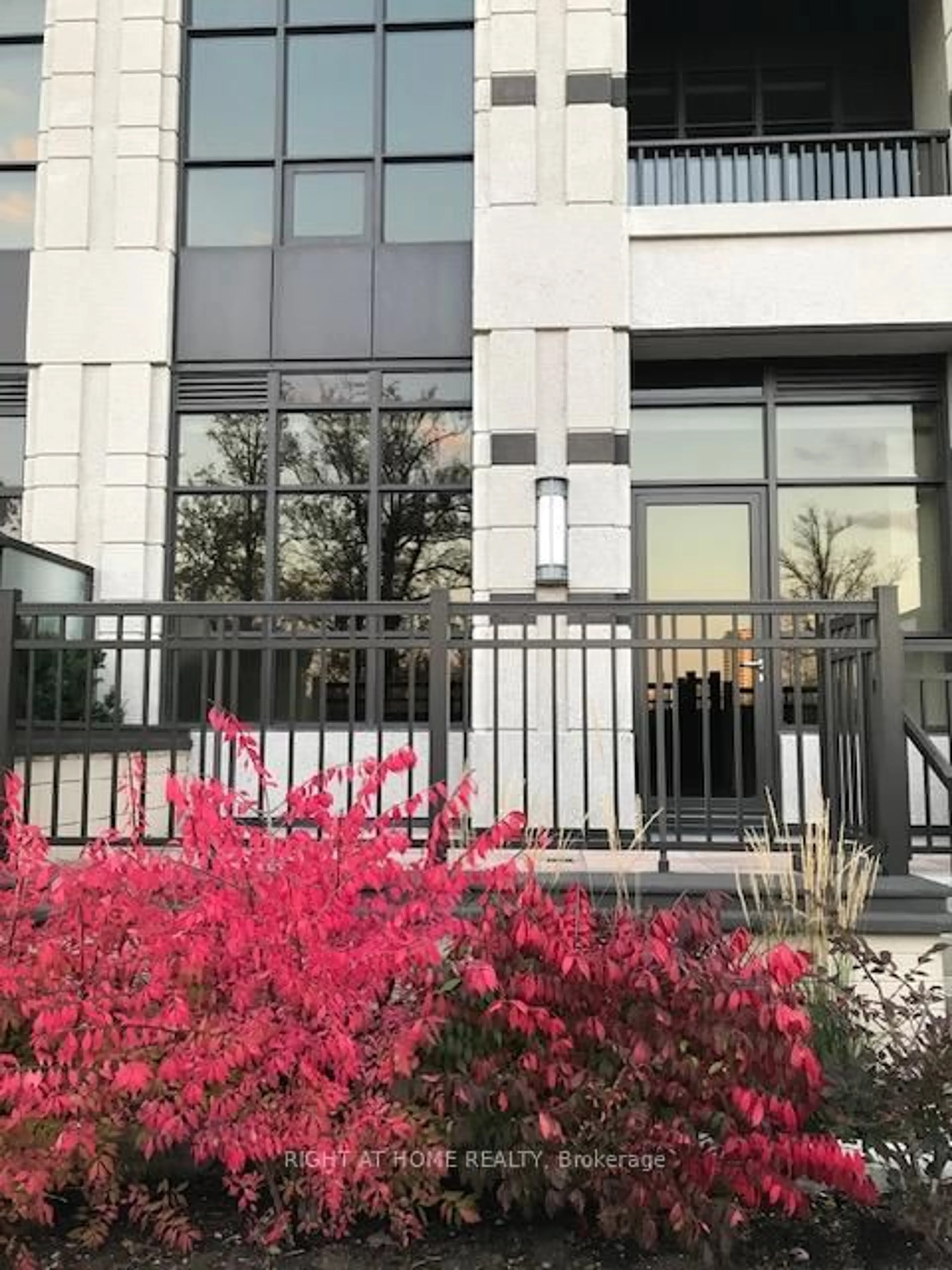 Unknown for 38 Cedarland Dr #C103, Markham Ontario L6G 0G7