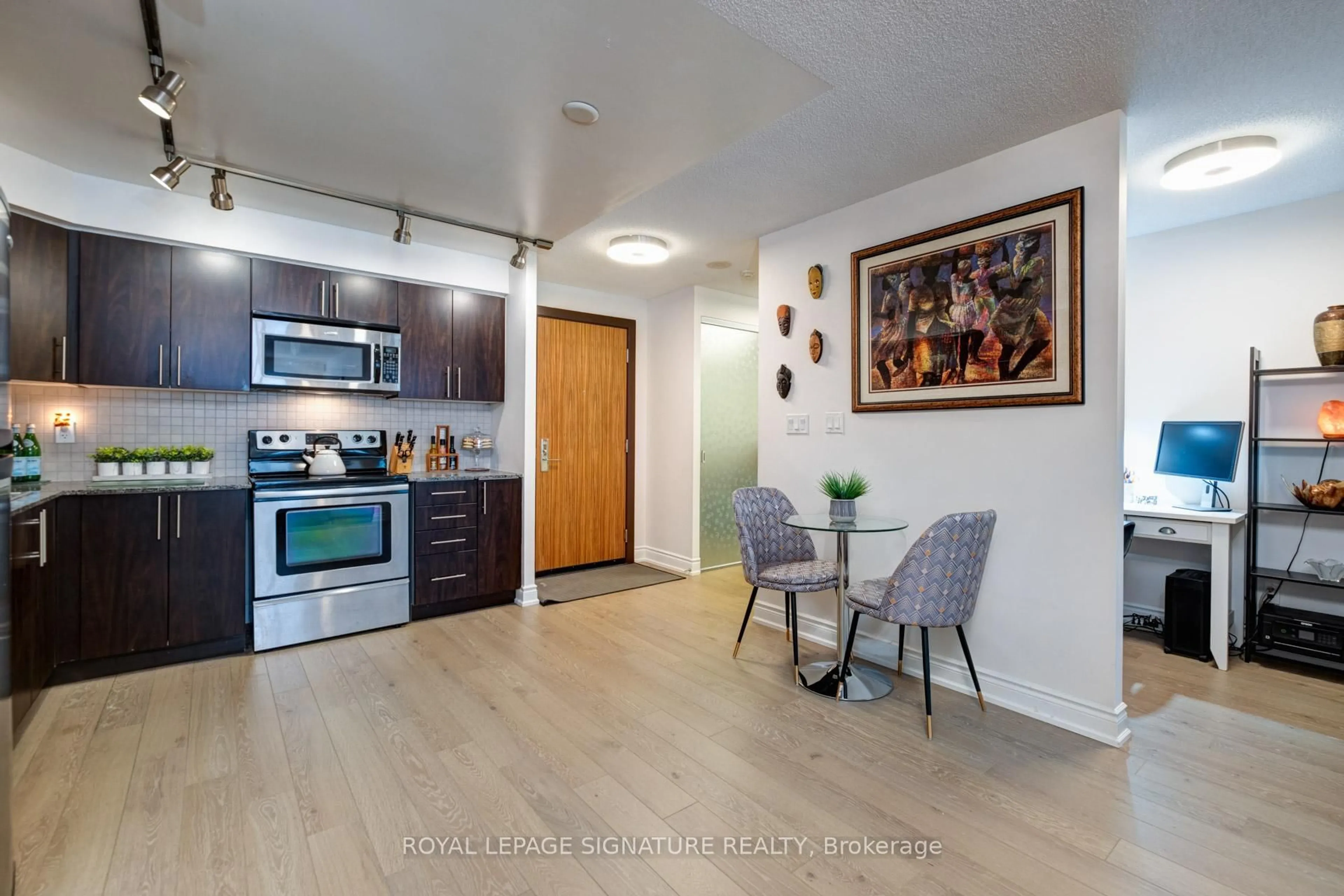 Unknown for 60 South Town Centre Blvd #316, Markham Ontario L6G 0C5