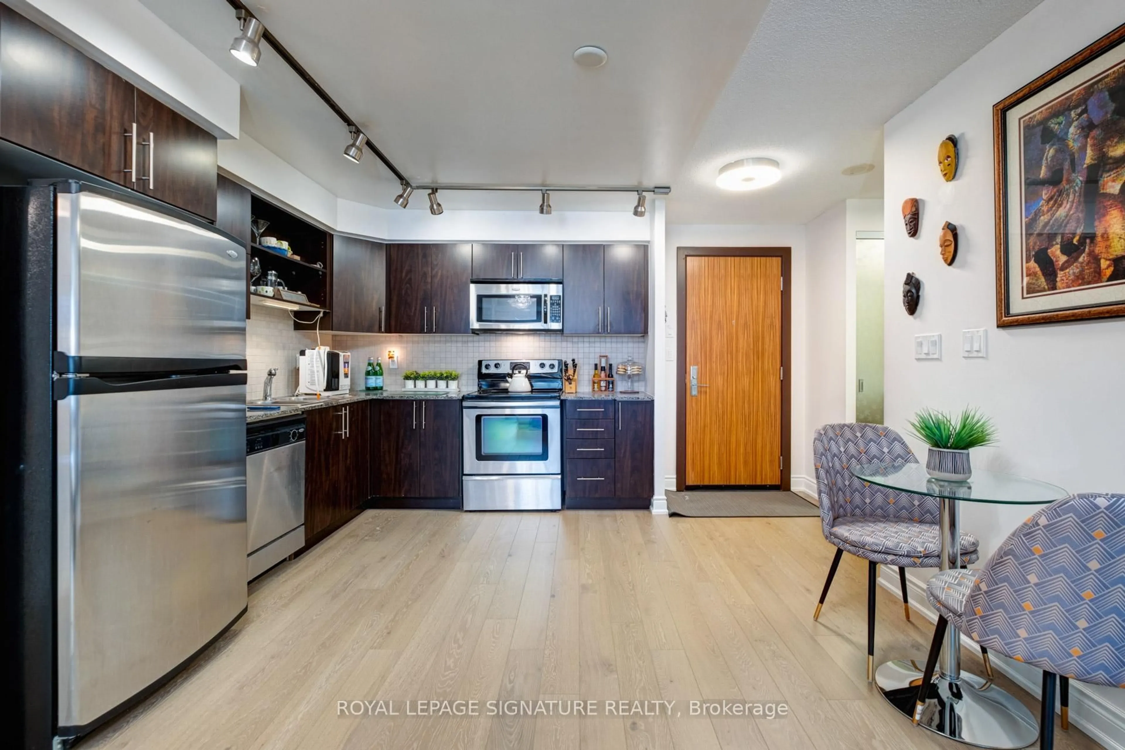 Open concept kitchen, unknown for 60 South Town Centre Blvd #316, Markham Ontario L6G 0C5