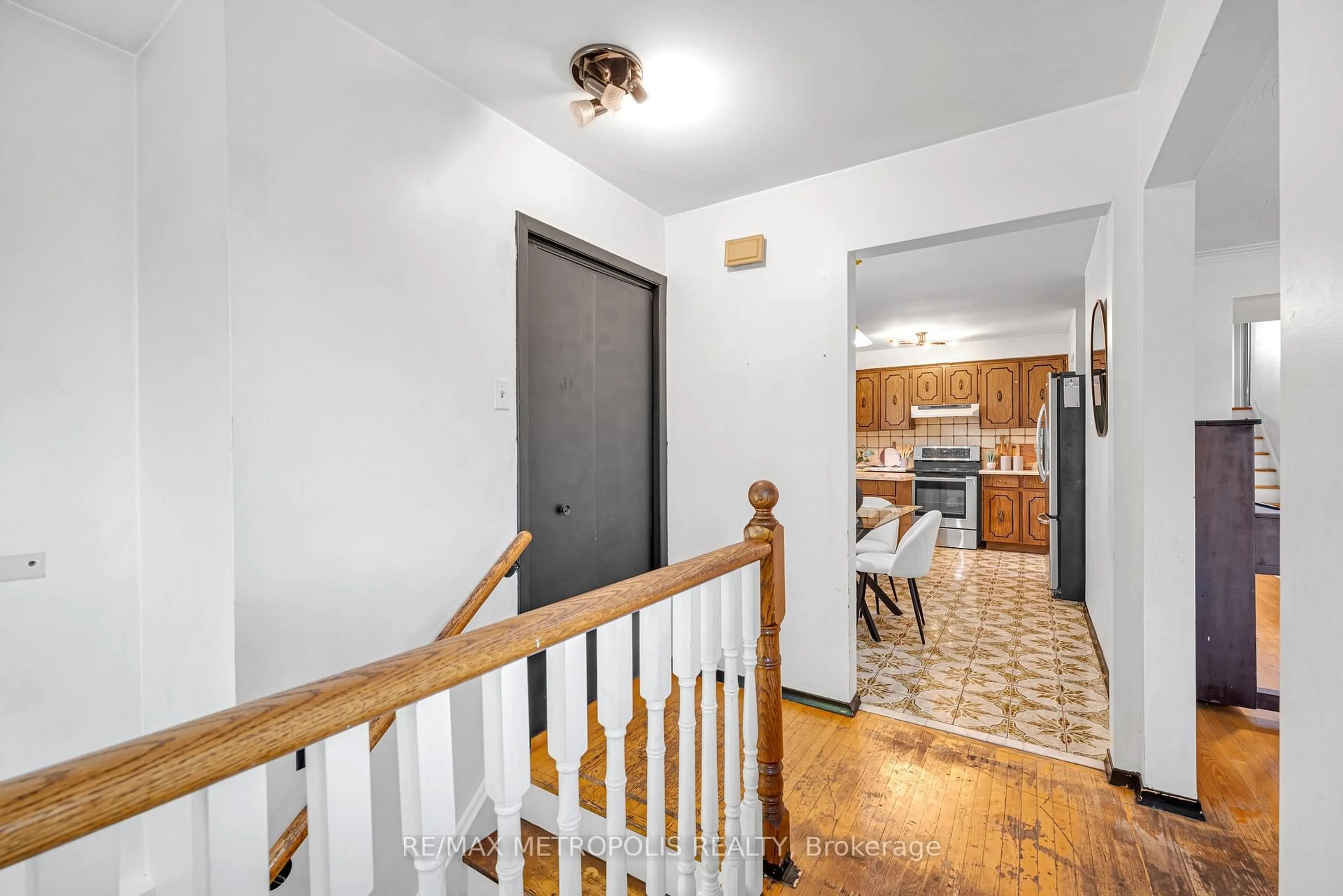 Unknown for 119 Albany Dr, Vaughan Ontario L4L 2X6