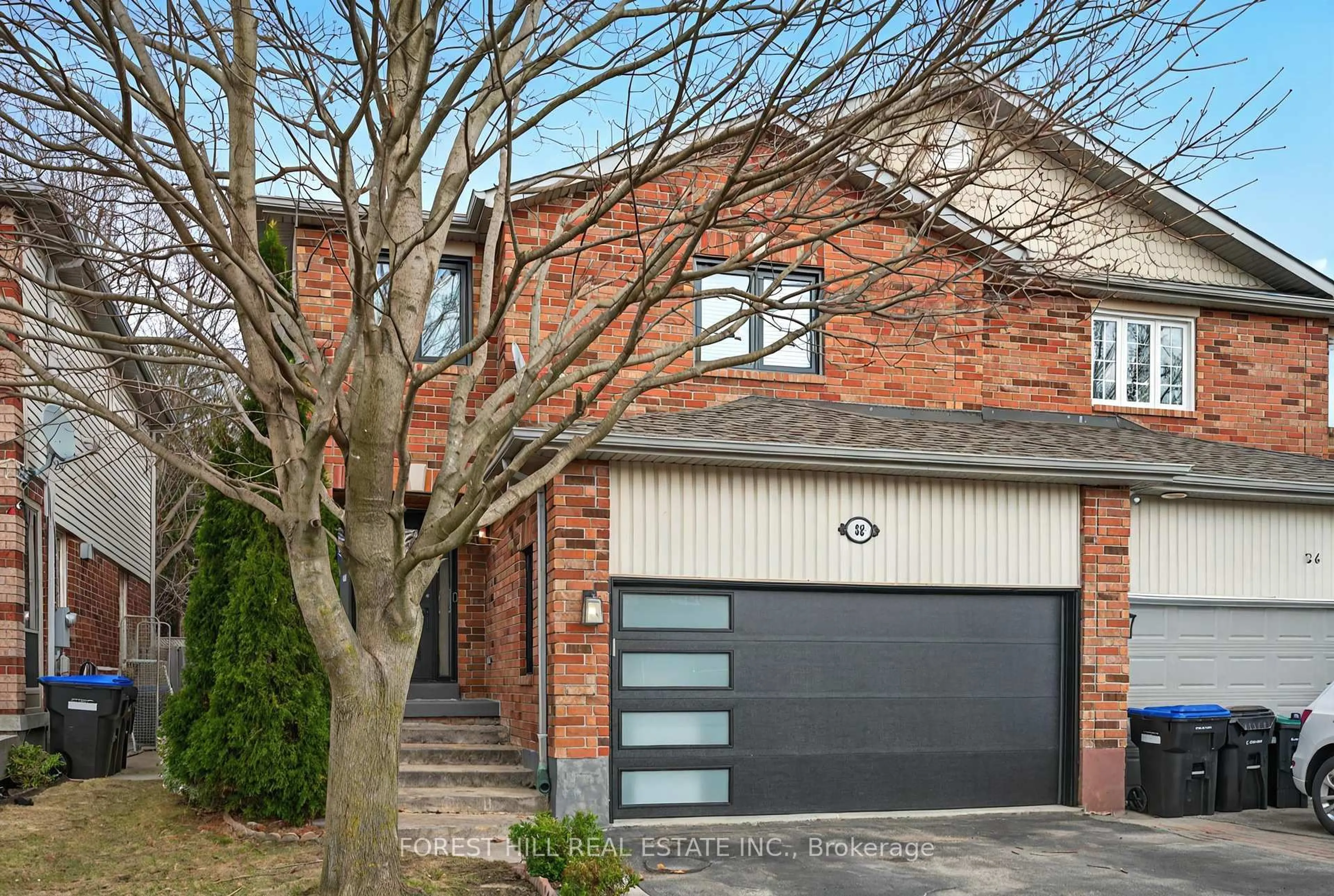Home with brick exterior material, street for 88 Noble Dr, Bradford West Gwillimbury Ontario L3Z 3B4