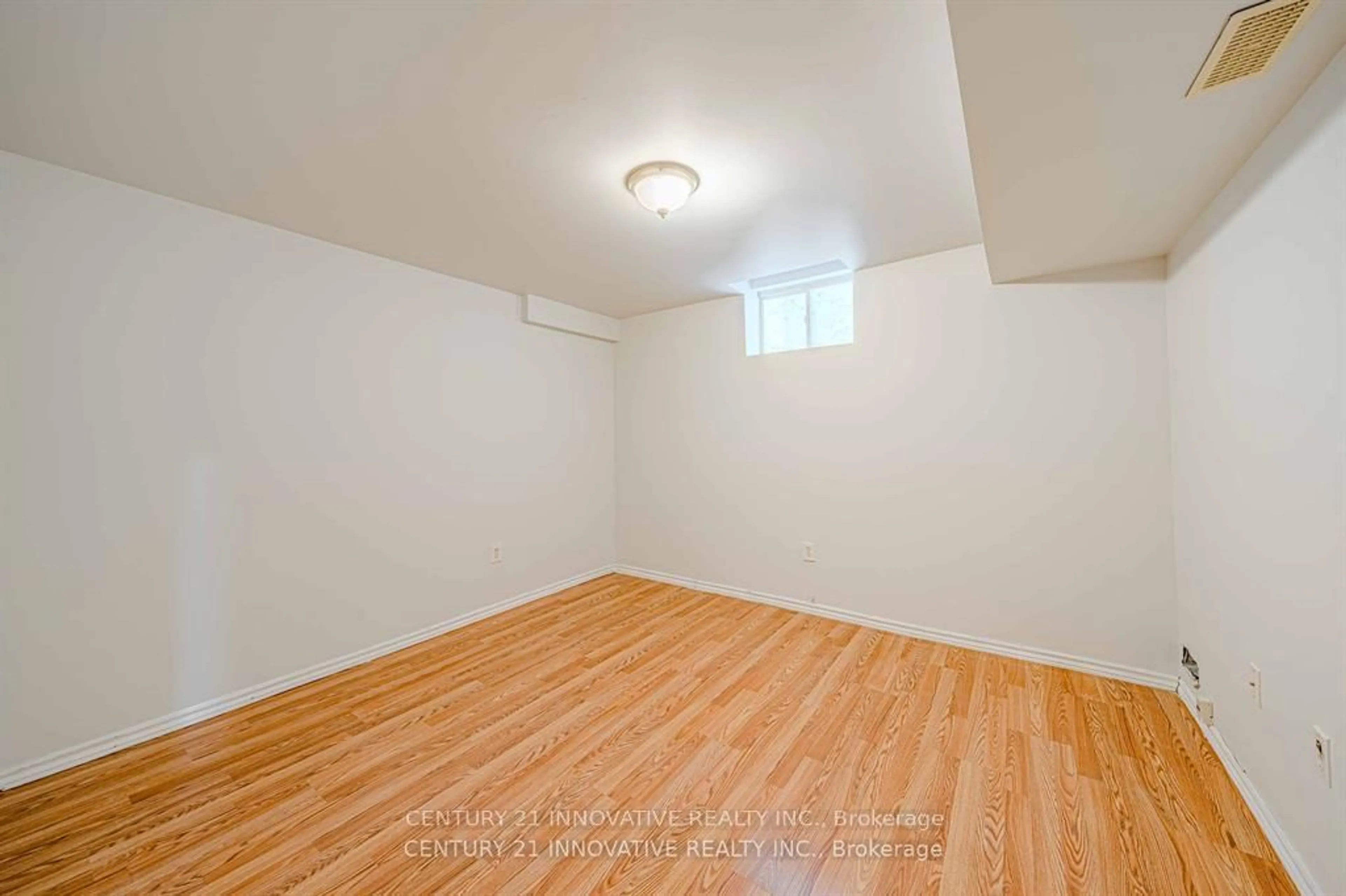 A pic of a room for 5 Holloway Rd, Markham Ontario L3S 4P4