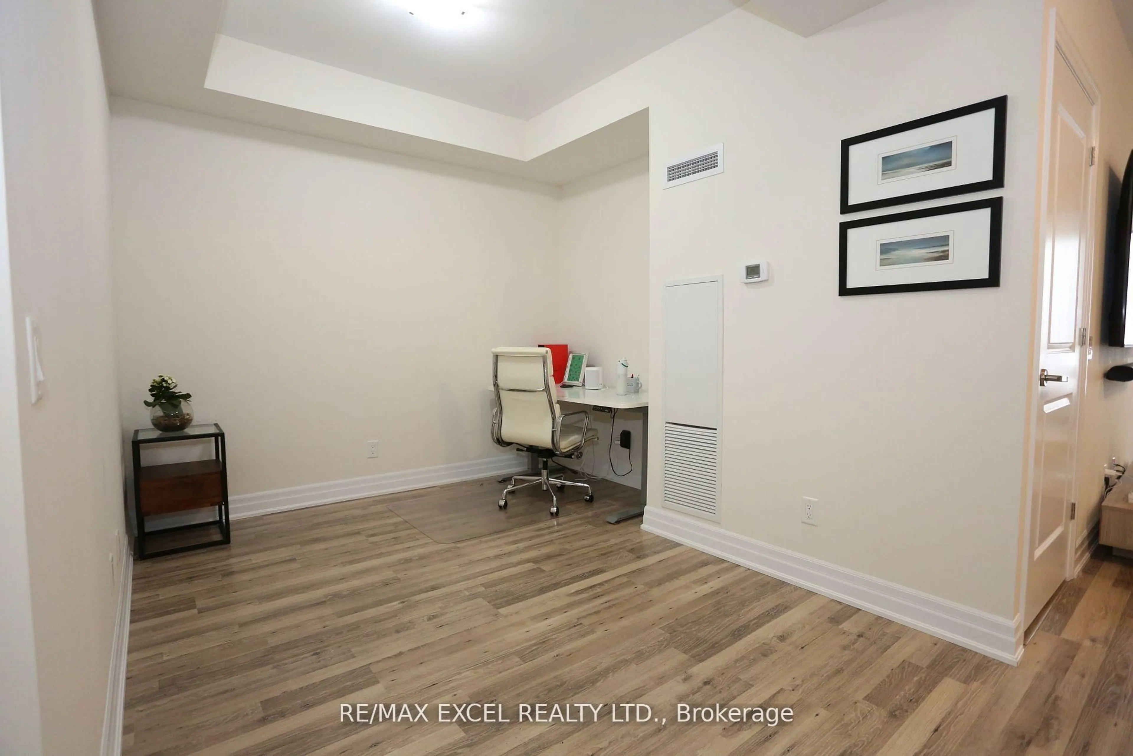 A pic of a room for 9075 Jane St #705, Vaughan Ontario L5K 0L7