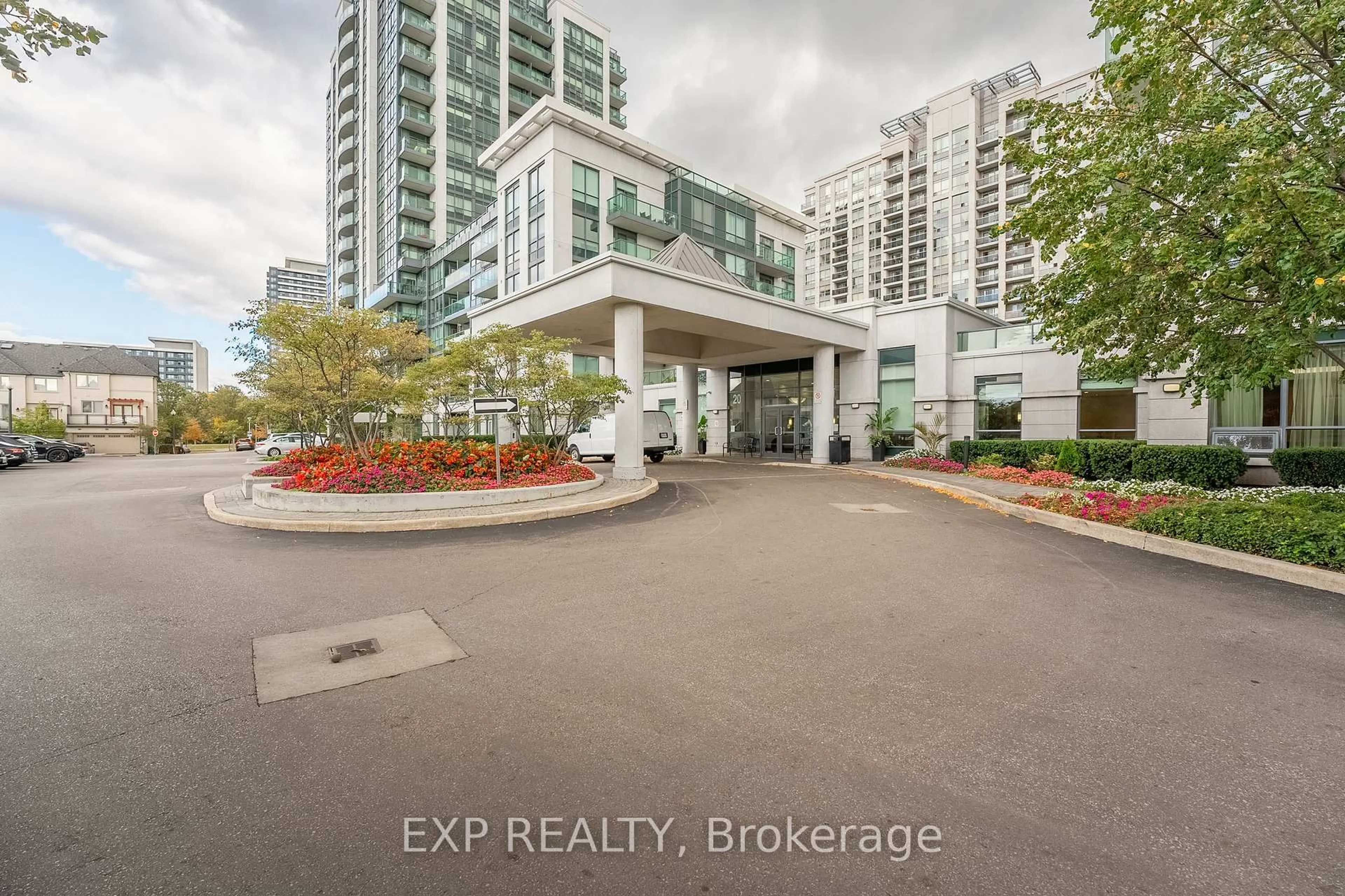 Unknown for 20 North Park Rd #105, Vaughan Ontario L4J 0G7