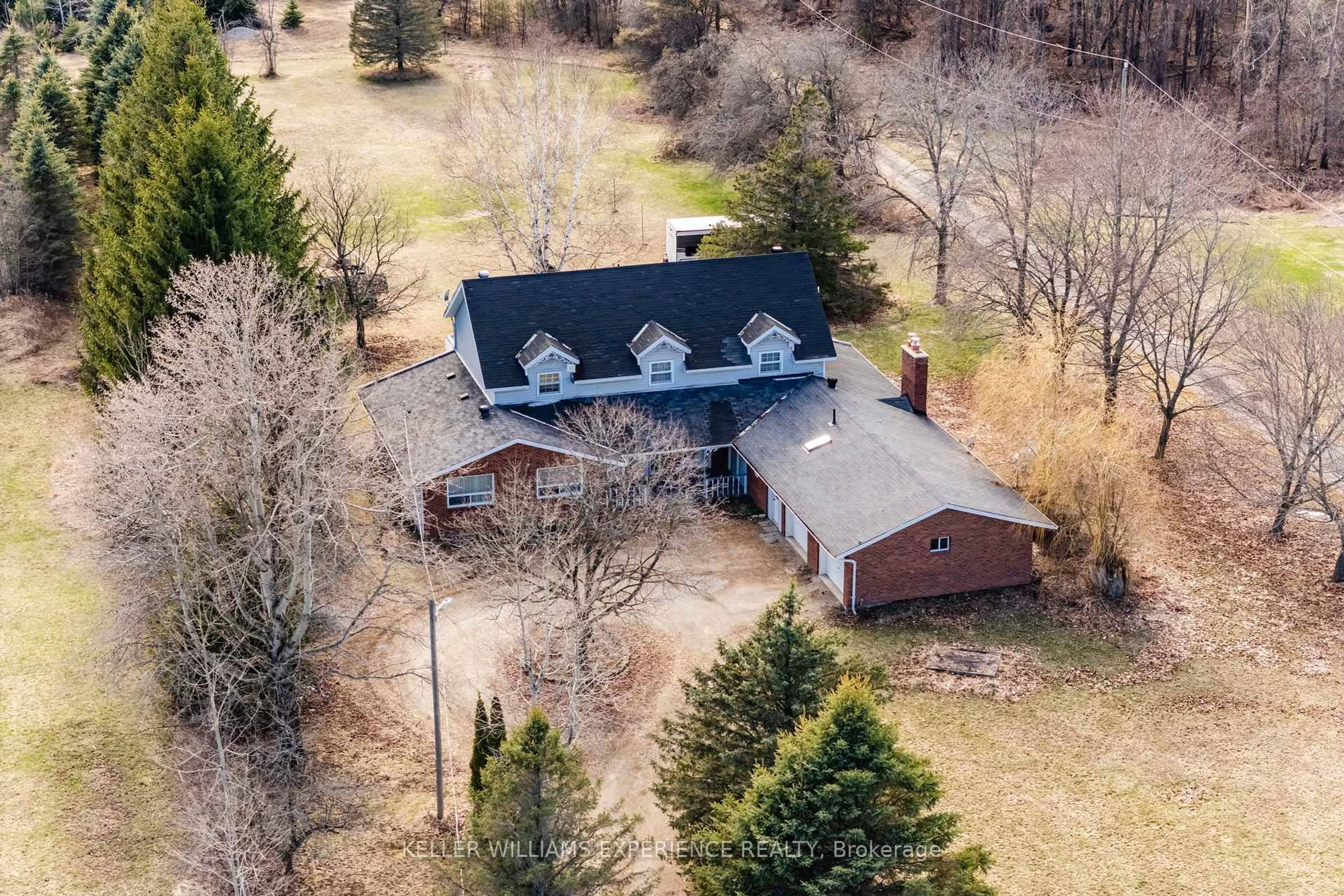 A pic from outside/outdoor area/front of a property/back of a property/a pic from drone, unknown for 7078 County 56 Rd, Essa Ontario L0M 1T0