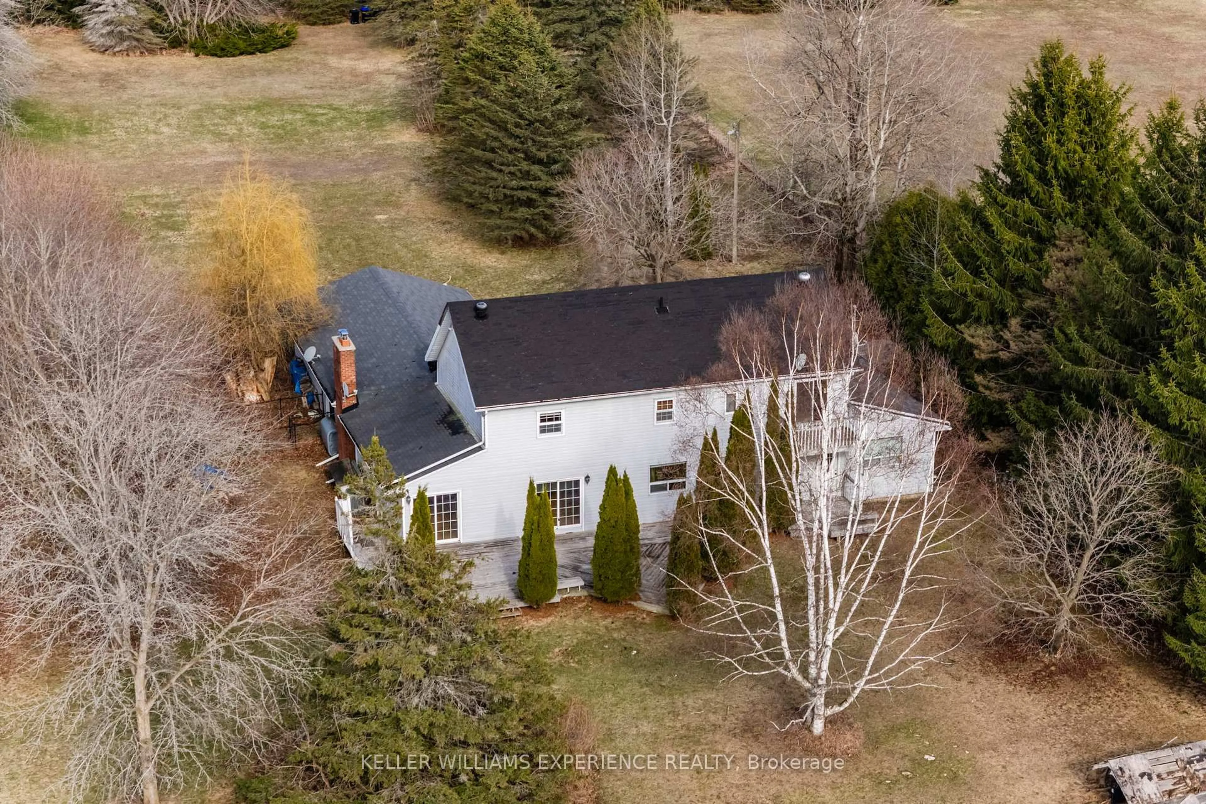 A pic from outside/outdoor area/front of a property/back of a property/a pic from drone, unknown for 7078 County 56 Rd, Essa Ontario L0M 1T0
