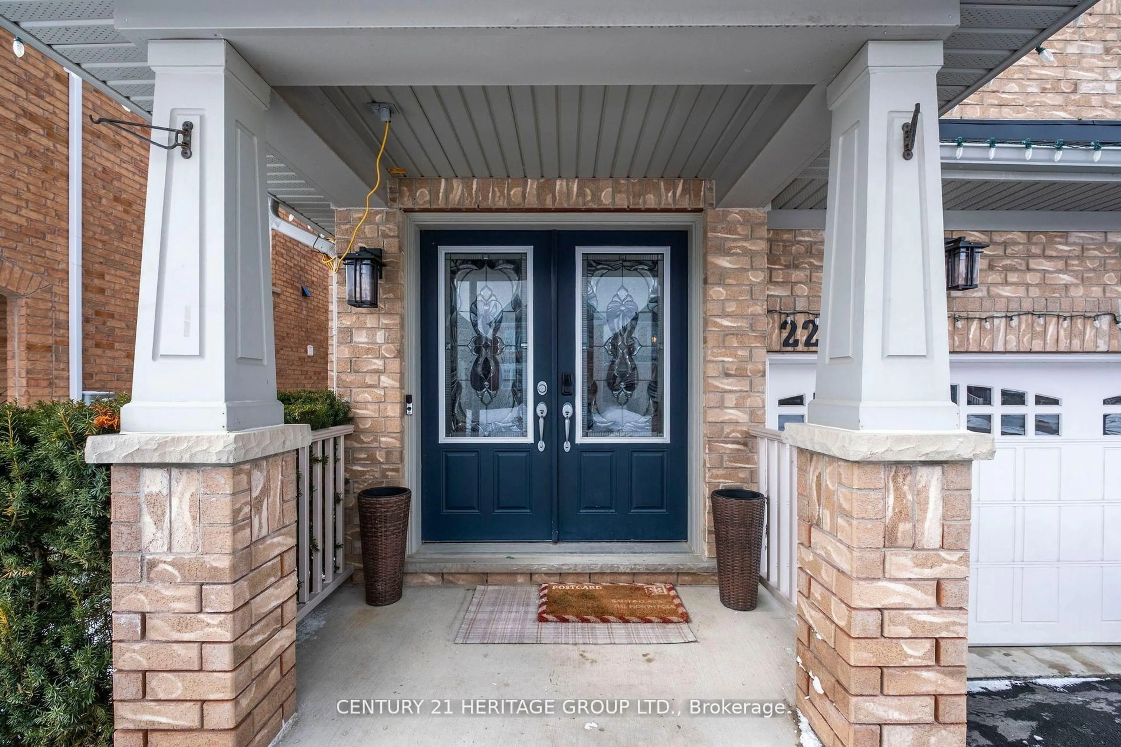 Indoor entryway for 223 Armstrong Cres, Bradford West Gwillimbury Ontario L3Z 2A4